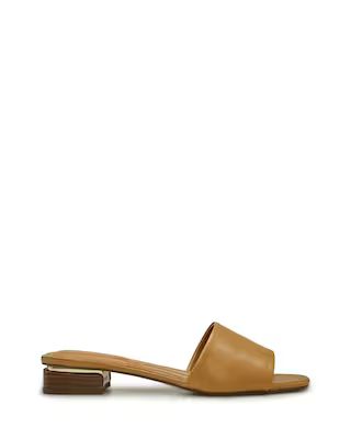 Vince Camuto Cheleah Slide | Vince Camuto