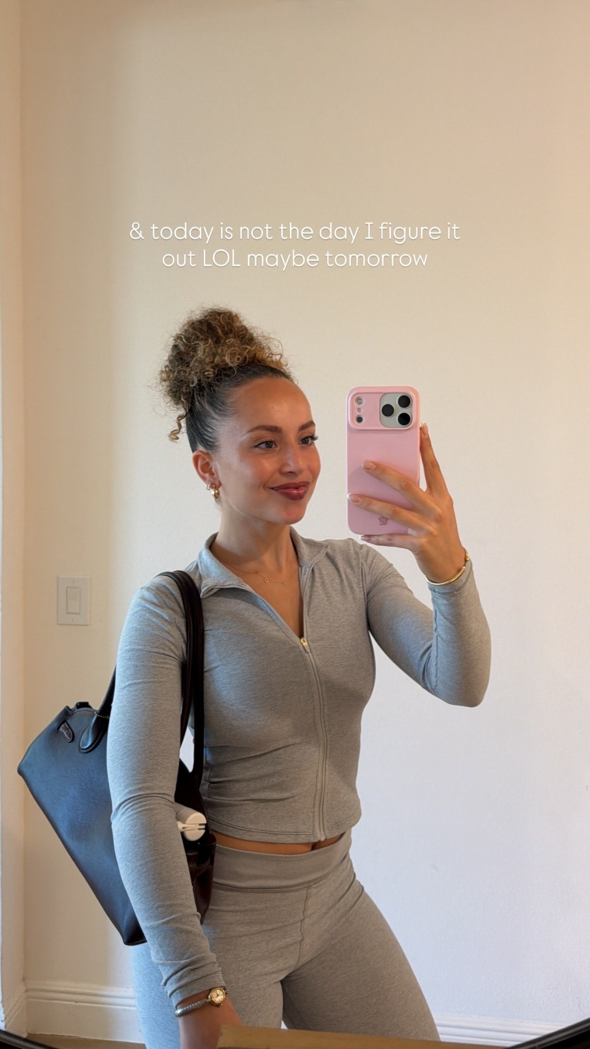 My OOTD! 🤍

#LTKfitnessgoals #LTKmomlife #LTKootd