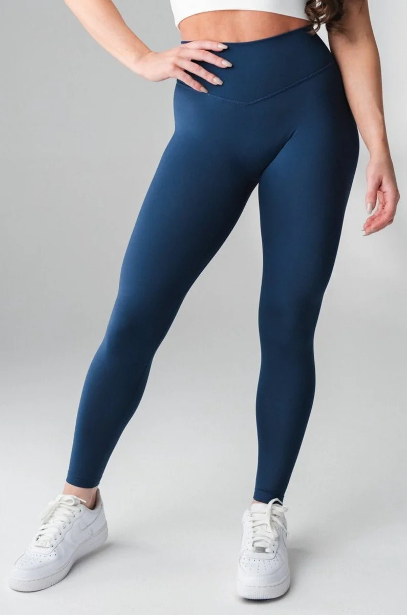 The Tenacity Pant - Navy | Vitality
