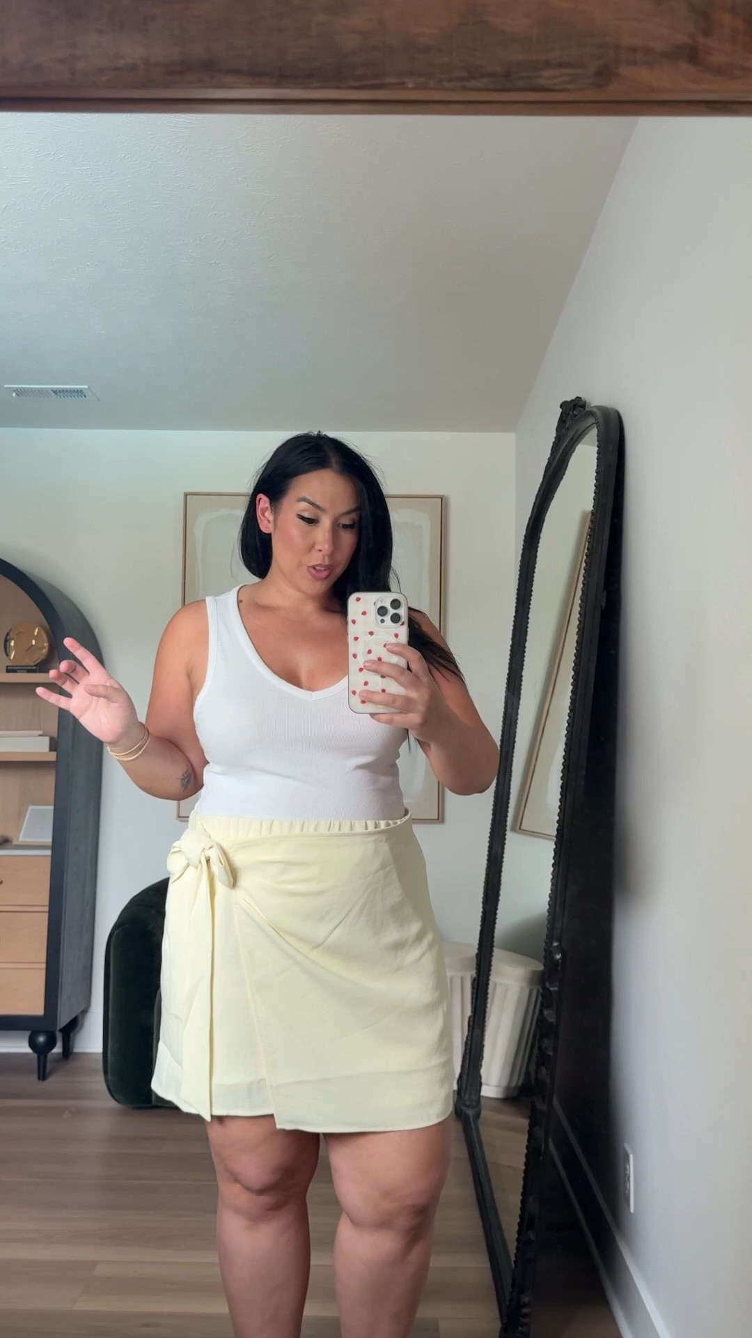 This mini skirt from @Express is soft belly friendly and comes in the cutest butter yellow shade. Size XL



outfit inspo, summer outfits, midsize fashion

#LTKootd #LTKSeasonal #LTKMidsize