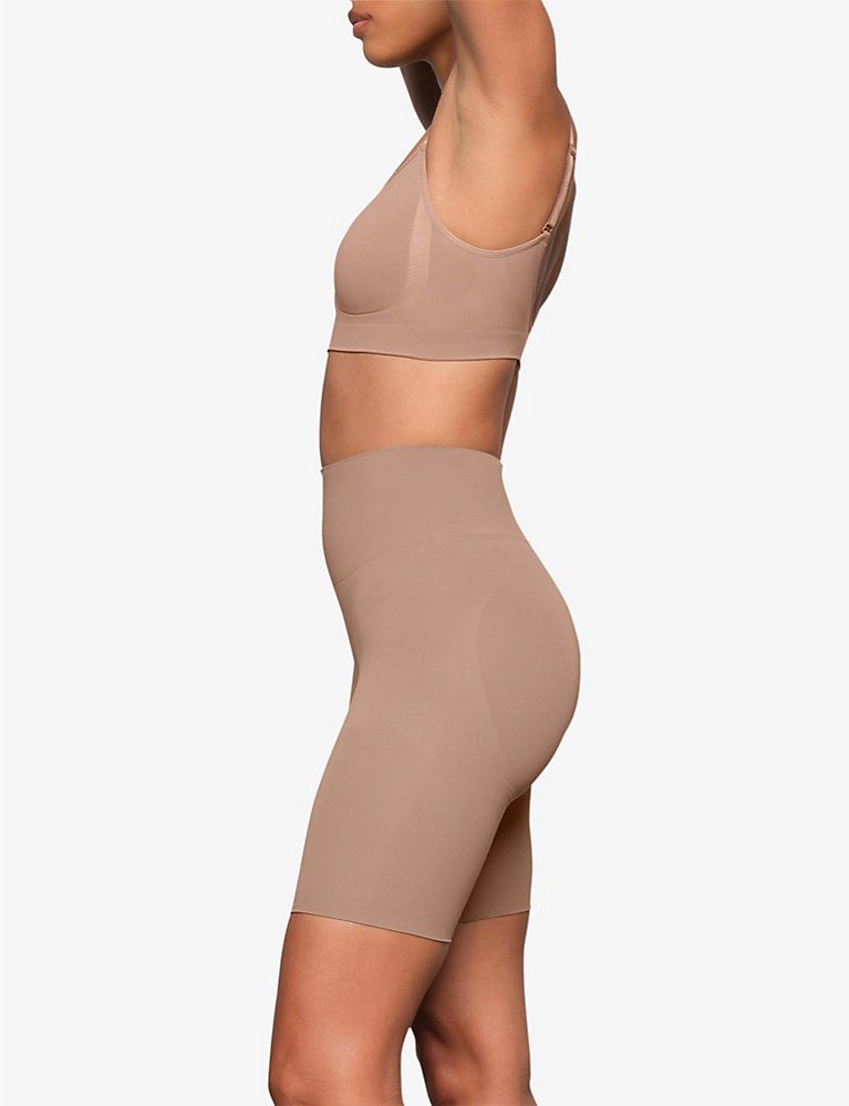 SKIMS Butt-enhancing elasticated-waist stretch-woven shorts | Selfridges