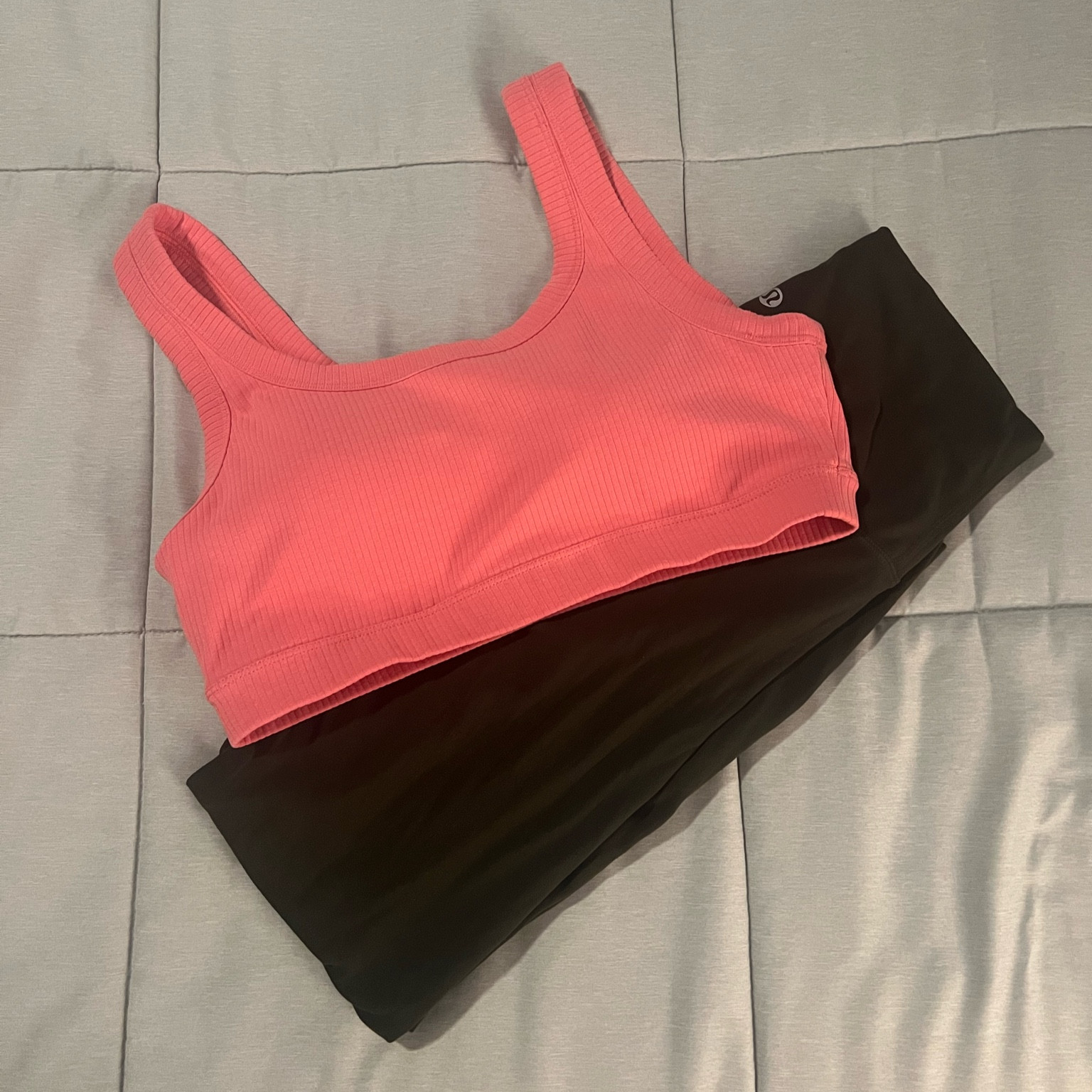 Today’s fit - a rare pop of color for this dance teacher!

#LTKfitness #LTKfindsunder50 #LTKstyletip