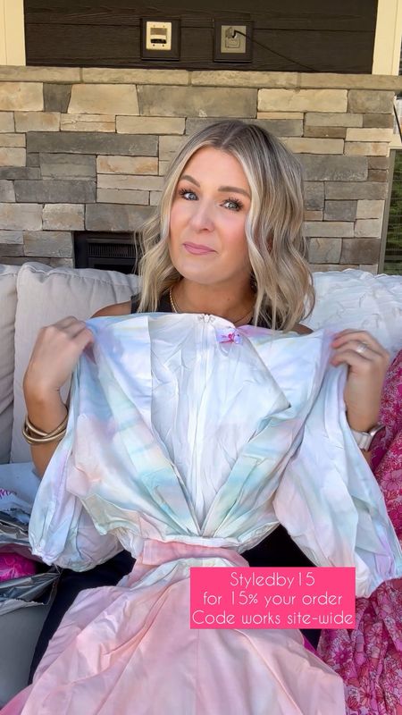 Unboxing the cutest BuddyLove haul. Four great dresses for all of your summer plans. Whether you’re looking for a vacation outfit, wedding guest dress or just a statement dress, buddy love has a dress for you!

Use code STYLEDBY15 for 15% your order site-wide

#gifted

#LTKstyletip #LTKSeasonal #LTKsalealert