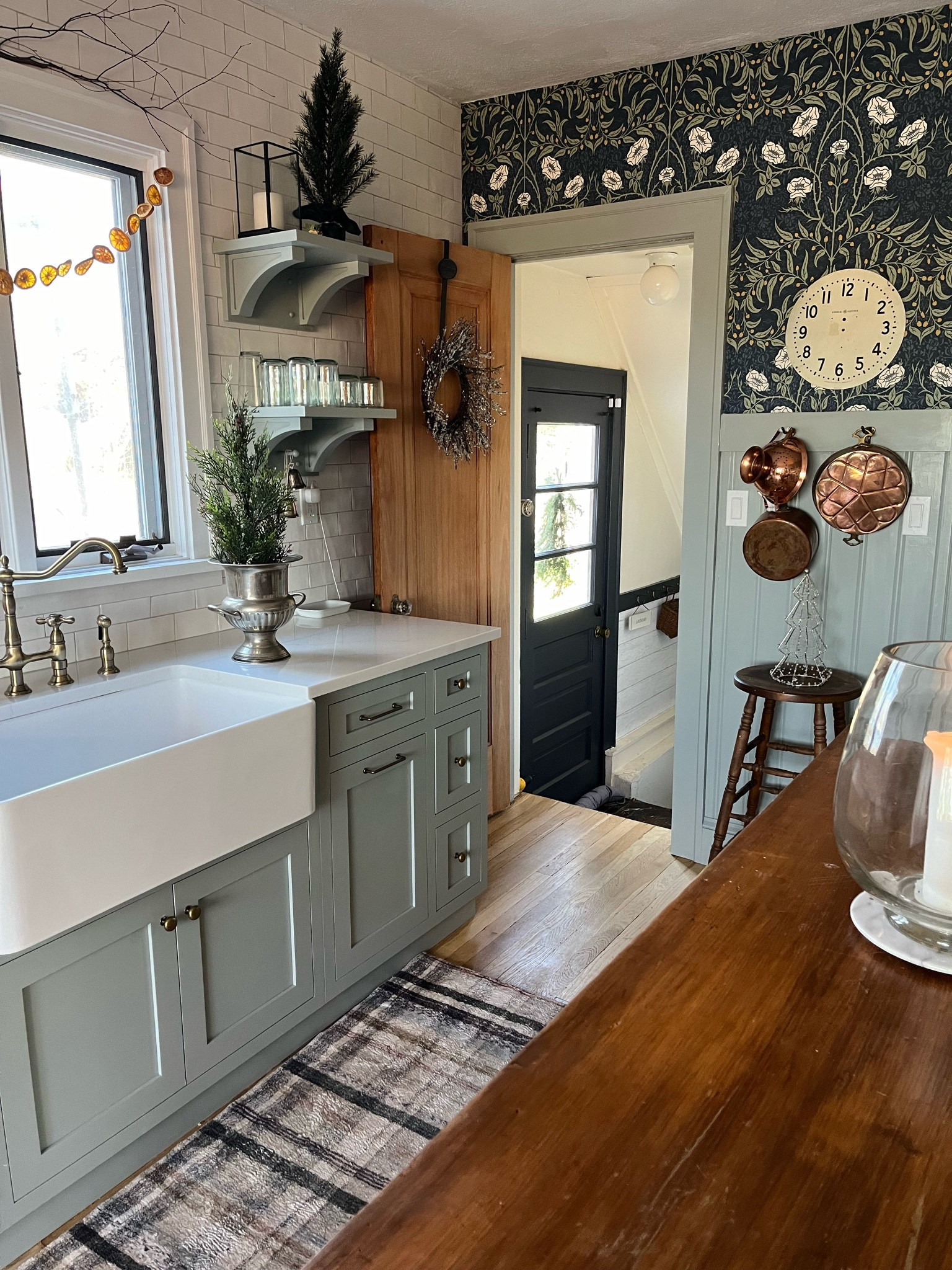 Country cottage holiday kitchen with my favorite wallpaper  

#LTKHome