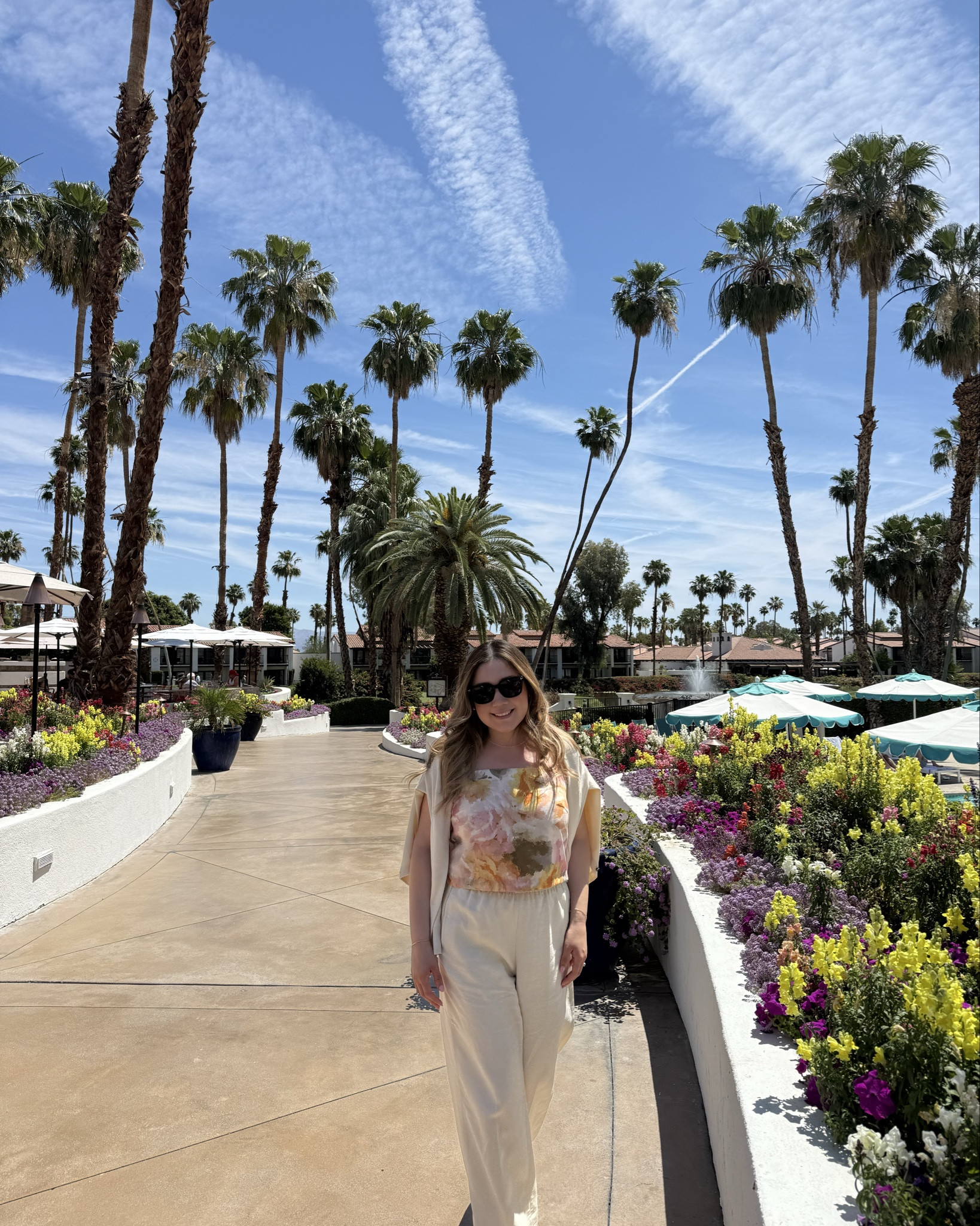 Palm Springs outfit! Perfect for the hot weather, yet stylish and comfortable! Loved my outfit! 🫶🏼🌴☀️
Perfect fit from conference to drinks!

#LTKPetite #LTKdayinmylife #LTKgrwm