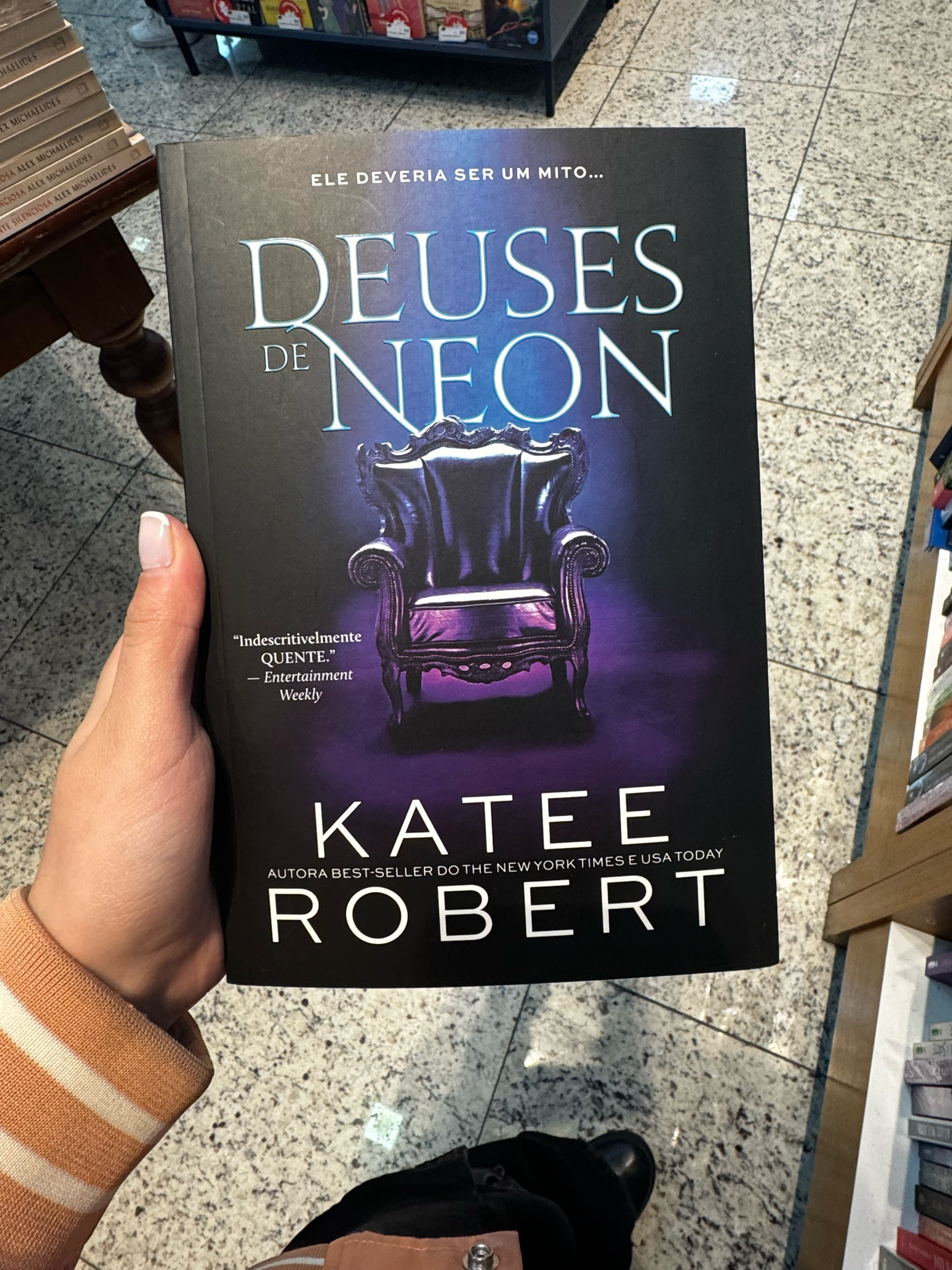 Releitura da mitologia grega, romance  envolvente, presente perfeito para os leitores de yong adult. 

#LTKgiftguide #LTKbrasil #LTKover50style