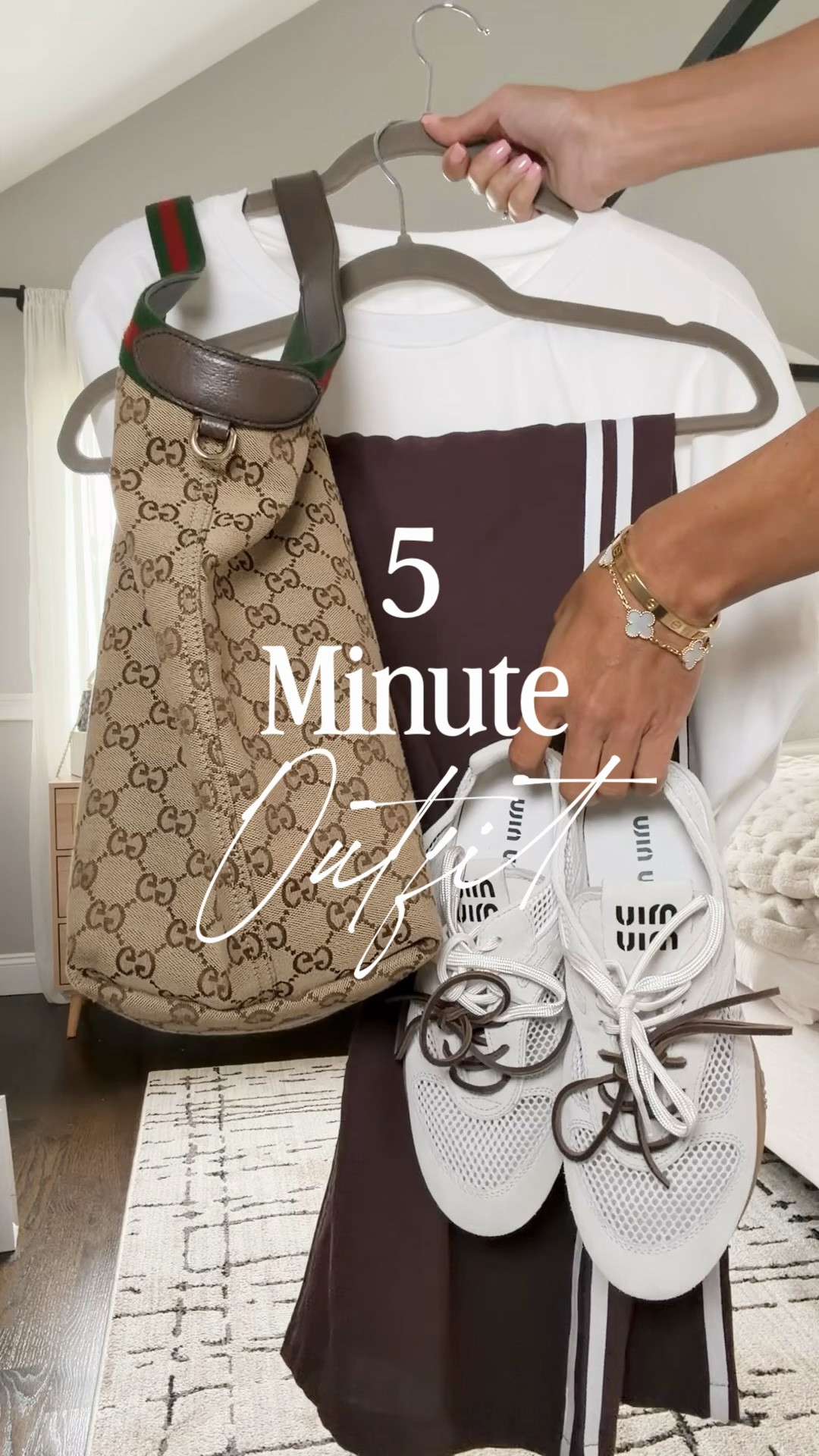 The easiest little 5-minute outfit 🤎 These $35 Amazon pants are a MUST. The chocolate brown, the track stripes, the comfy wide leg… they make a basic tee look instantly put together 🙌🏻

💌type “PANTS” and I’ll send you the link!
🔗

#LTKOver40 #LTKootd #LTKmomlife