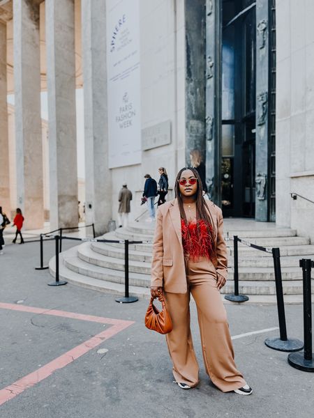 It’s always nice to be in a new city for fashion week especially for Paris Fashion Week. I’m having a blast walking around the city, enjoying the food, and the fashion. I love all the fashion. ❤️

#LTKstyletip #LTKtravel #LTKcurves