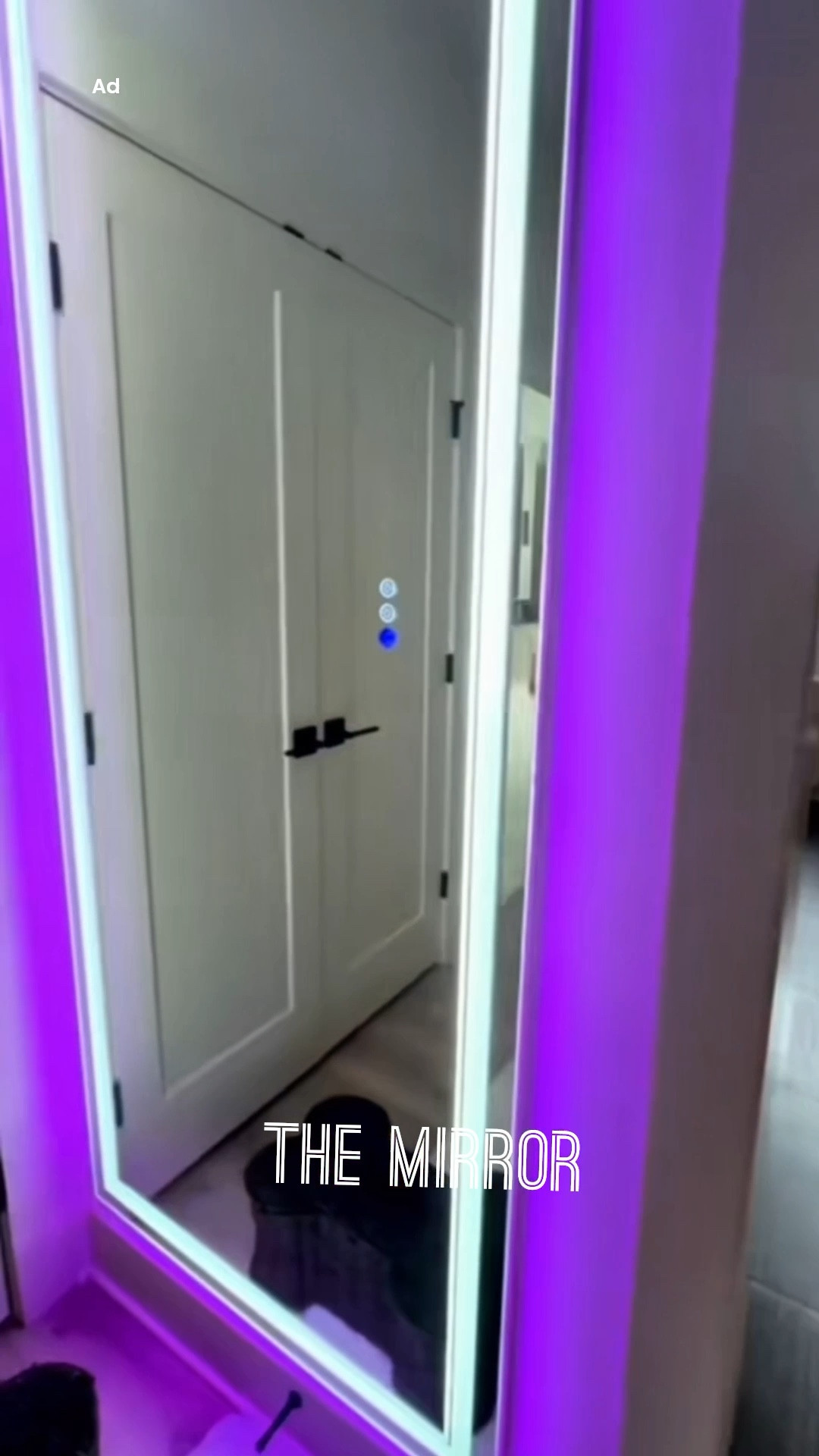 The Mirror his back and we hung it vertically this time the closet.
#Closet #Mirror #Walk-inCloset #ClosetIdeas #ClosetOrganization #Clothes #Outfits  

#LTKU #LTKBeauty #LTKHome