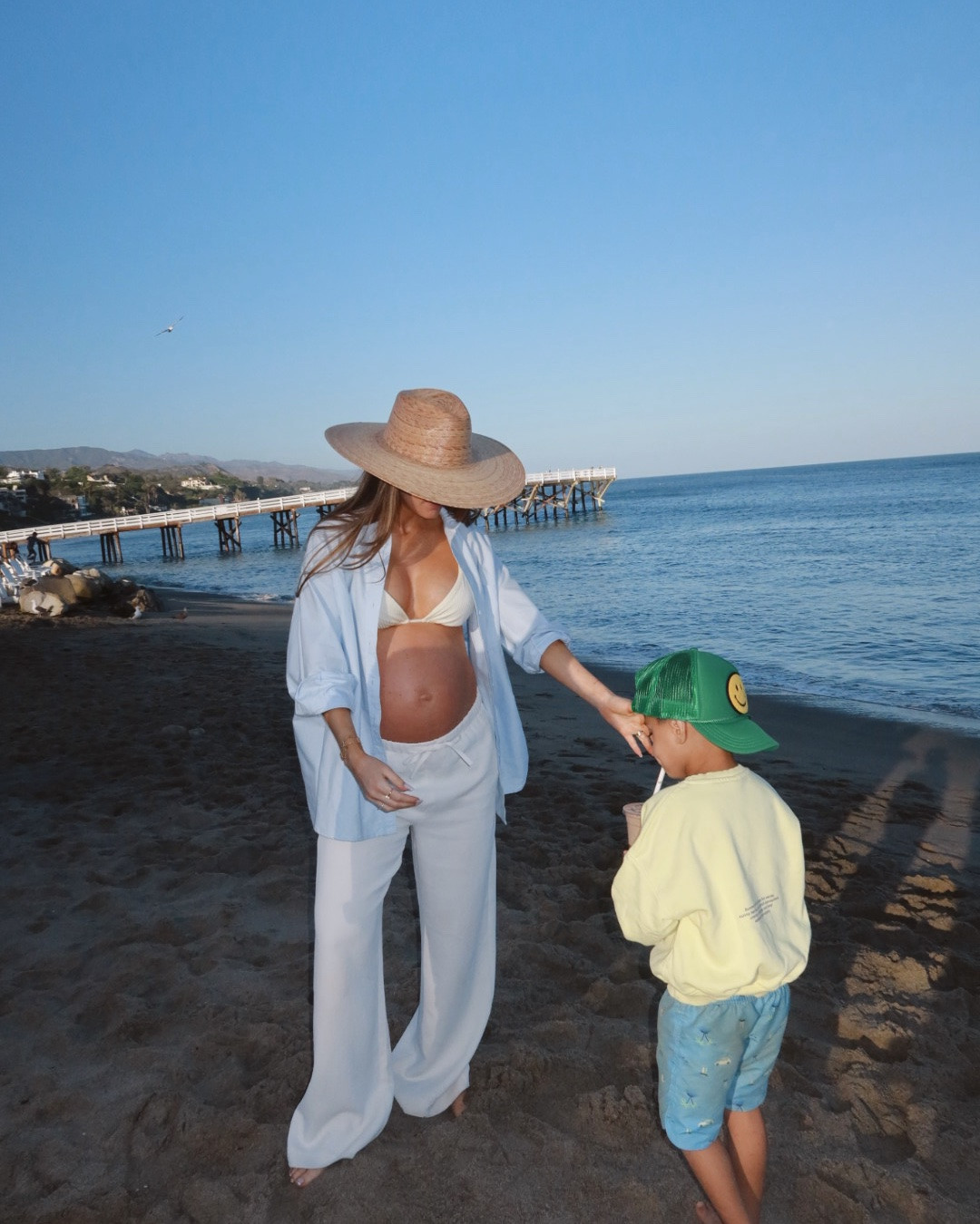 Effortless beach outfit anyone can wear. 
Blue shirt- get a 0 
Pants- size Medium 

#beachoutfit #beachlooks #beachootd

#LTKBump #LTKootd #LTKmomlife