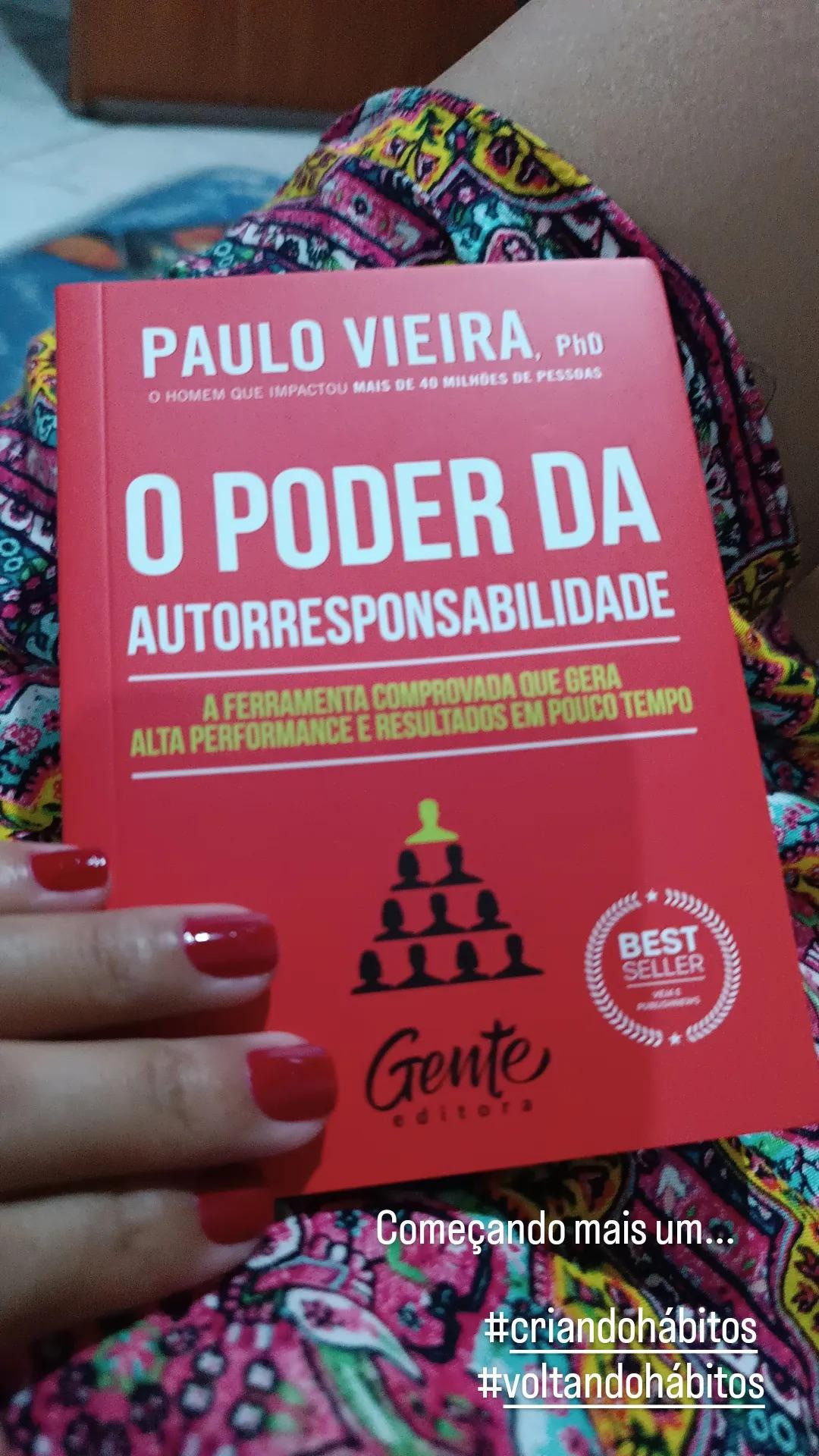 E nada melhor do começar mais uma leitura. Nada melhor do que refletir sobre tudo e melhorar com cada reflexão e ensinamento 

#LTKbrasil #LTKfamily