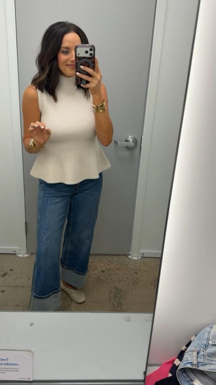The kind of top you’ll constantly reach for👏🏻 Looks so designer!

@Walmart 

xs

#walmartfashion