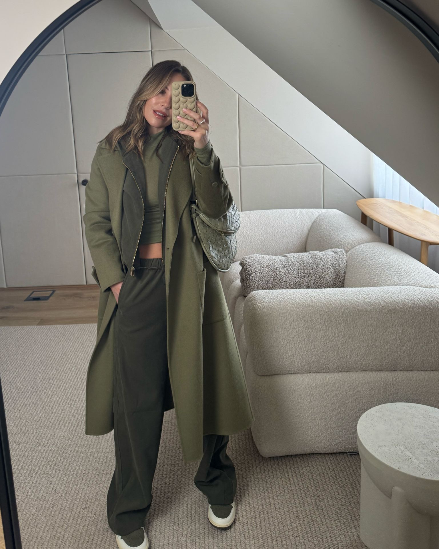 Khaki green Zara tracksuit 🥑

#LTKwinter #LTKeurope #LTKuk