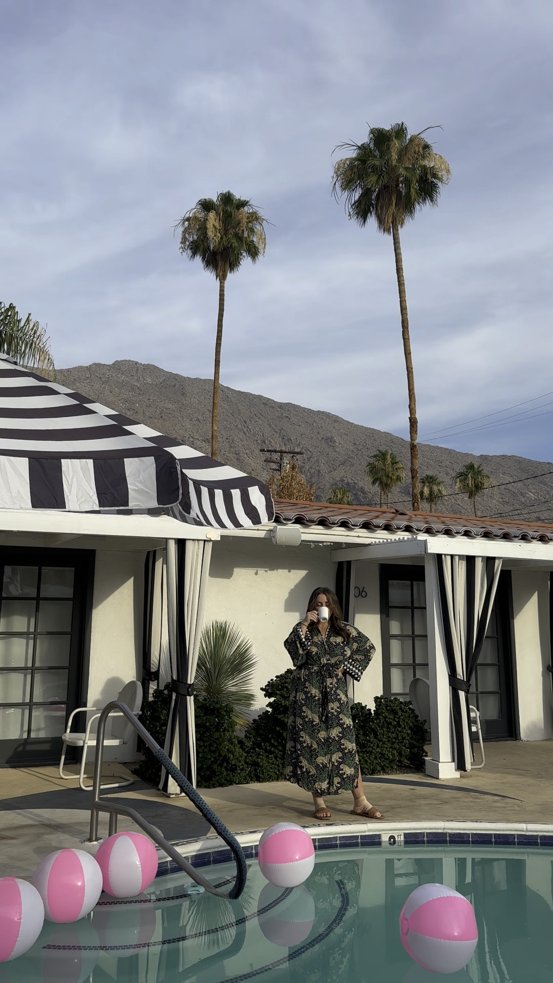 This robe is now my personality 👘 waking up in Palm SpringPalm

#LTKTravel #LTKStyleTip #LTKHome