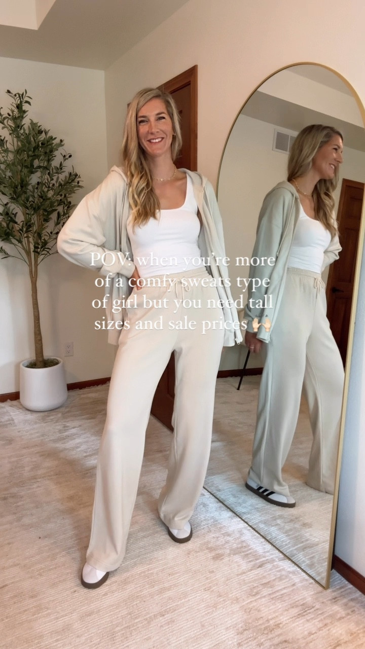 Comfiest fleece matching loungewear set in tall sizes! The perfect fall sweatpants and matching zip up sweatshirt! 

Grab em while they are on sale! 

👉🏻wearing my true medium tall in all three pieces 

Travel set, pajamas, pjs, loungewear, errands, casual outfits, cozy, comfy, easy, fall, winter 

#LTKSeasonal