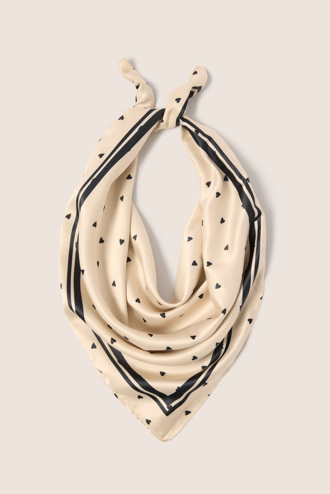 Harlowe Heart Bandana | Evereve