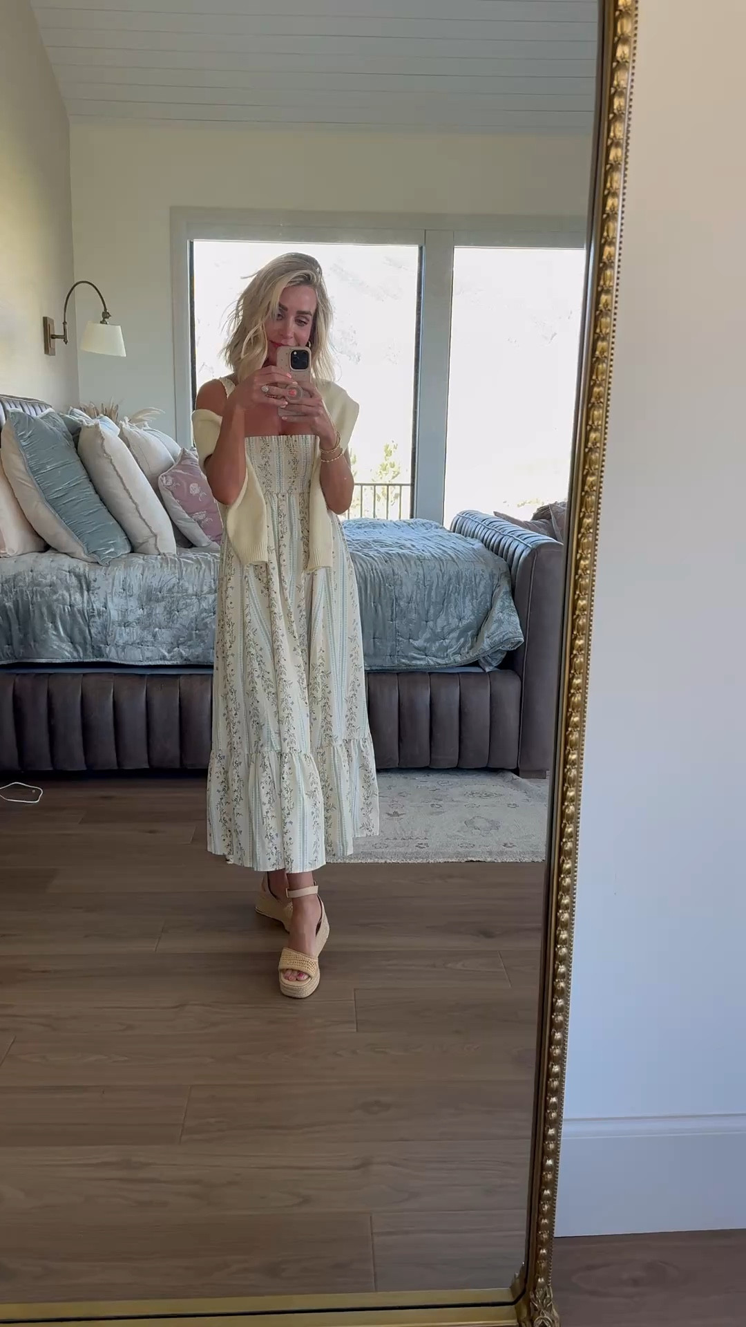 Spring dress. 💛