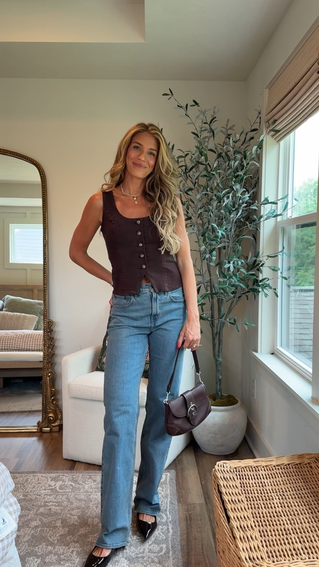 I’m wearing the high-rise 90s relaxed Jean in the extra long inseam length in my true size size 27 extra long. I love that these jeans give you a booty and are still a relaxed fit

#LTKootd #LTKTall #LTKSeasonal