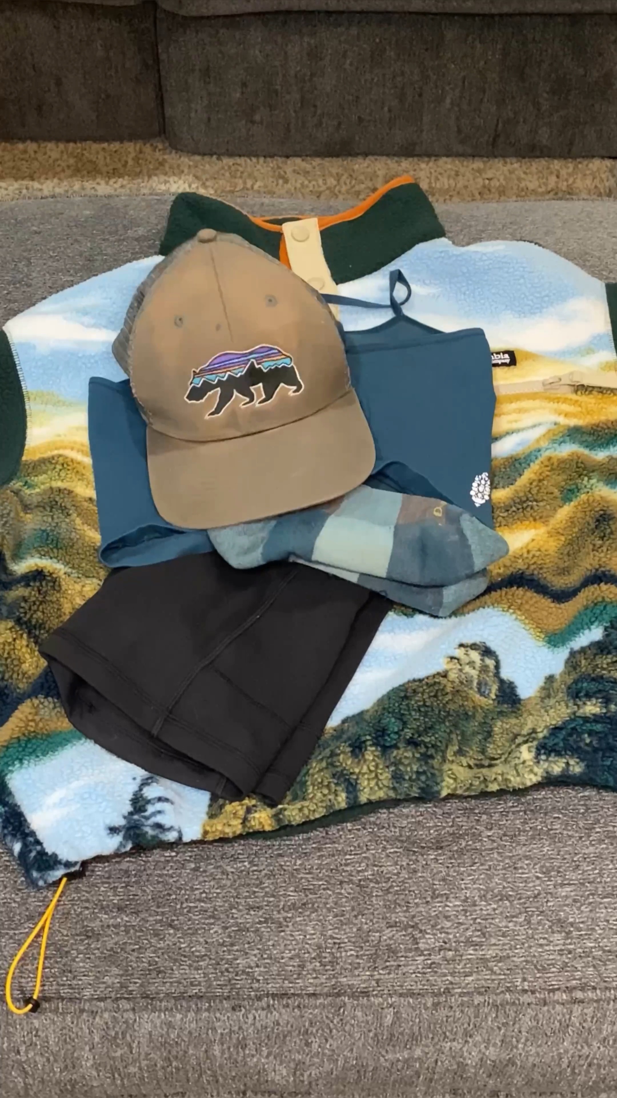 Fall hiking outfit!! 

#LTKtravel #LTKSeasonal