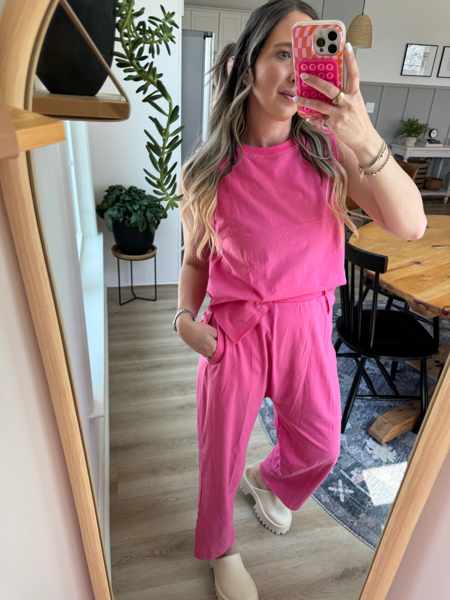 Similar but not a exact look alike for the hot shot set 

Very comfy tho 
Size small 

#LTKfindsunder50 #LTKGiftGuide #LTKstyletip