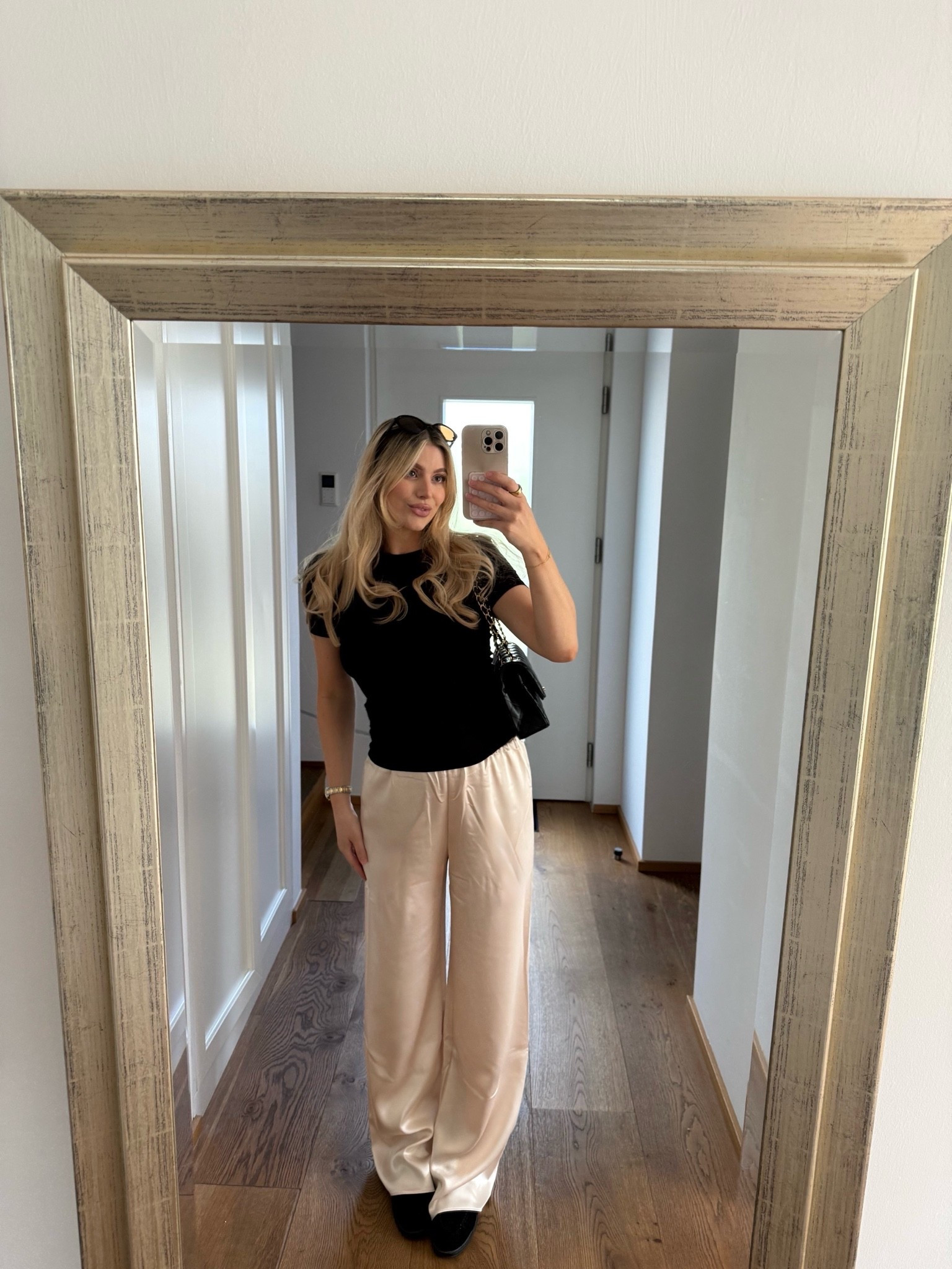Basic Look 🤍

#LTKeurope #LTKdeutschland