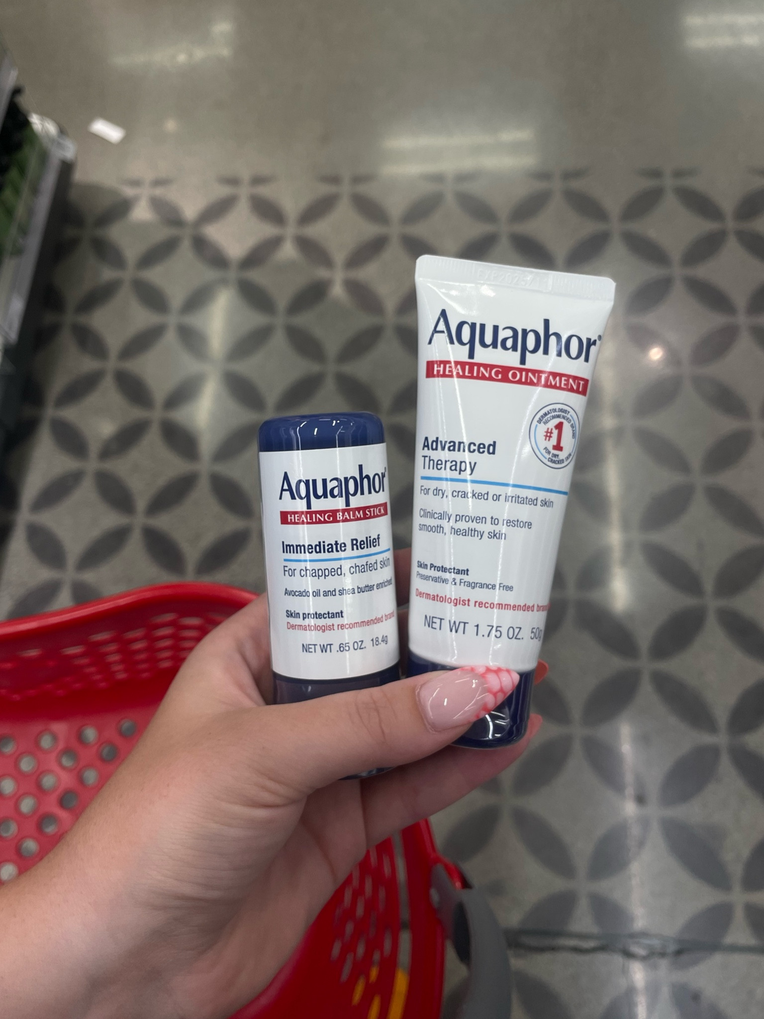 #AD #TargetPartner, #Target, #AD, #AquaphorB2S, #HowIAquaphor
@Target, @AquaphorUS