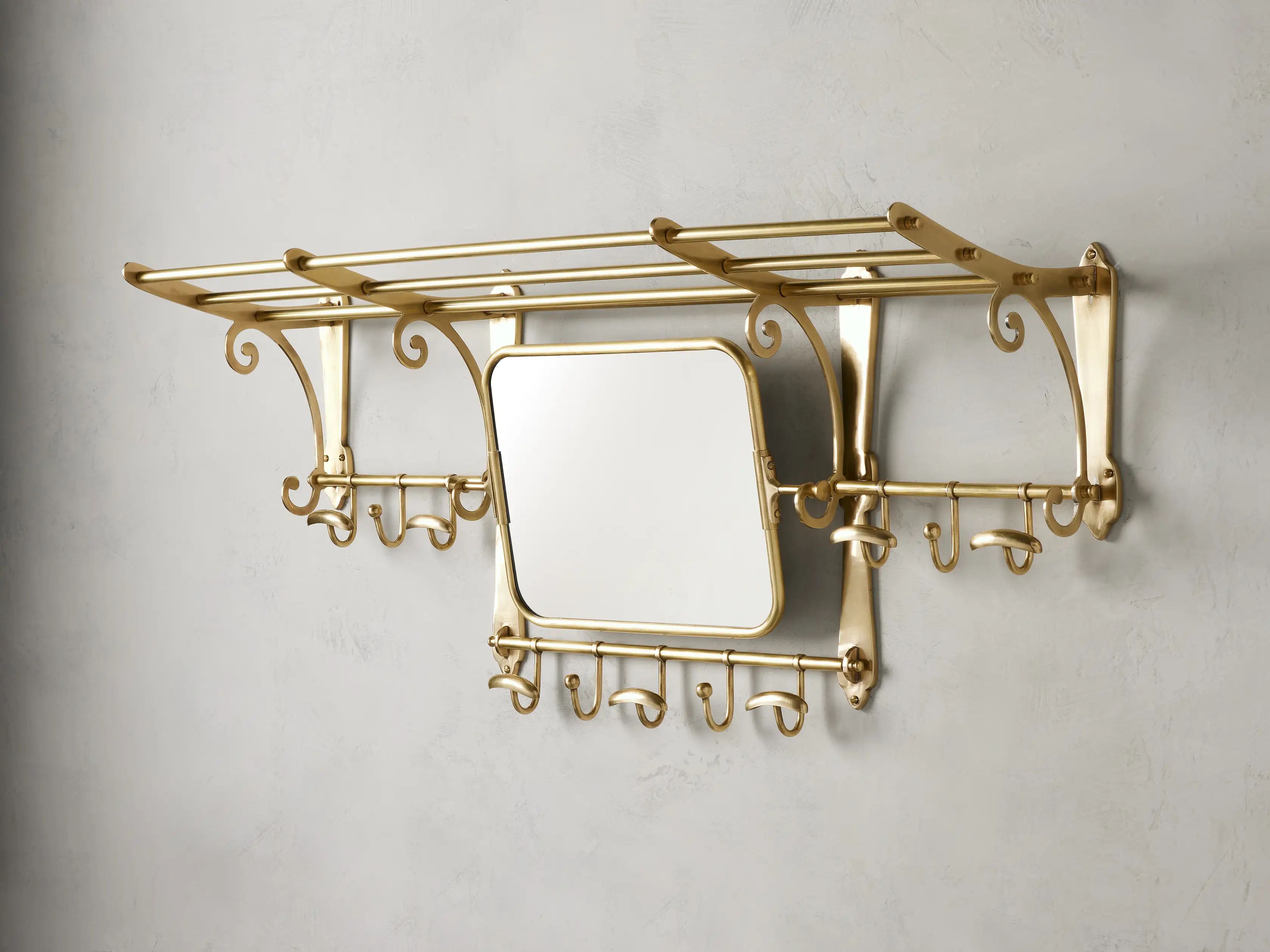 Grand Chester 12-Hook in Gold | Arhaus