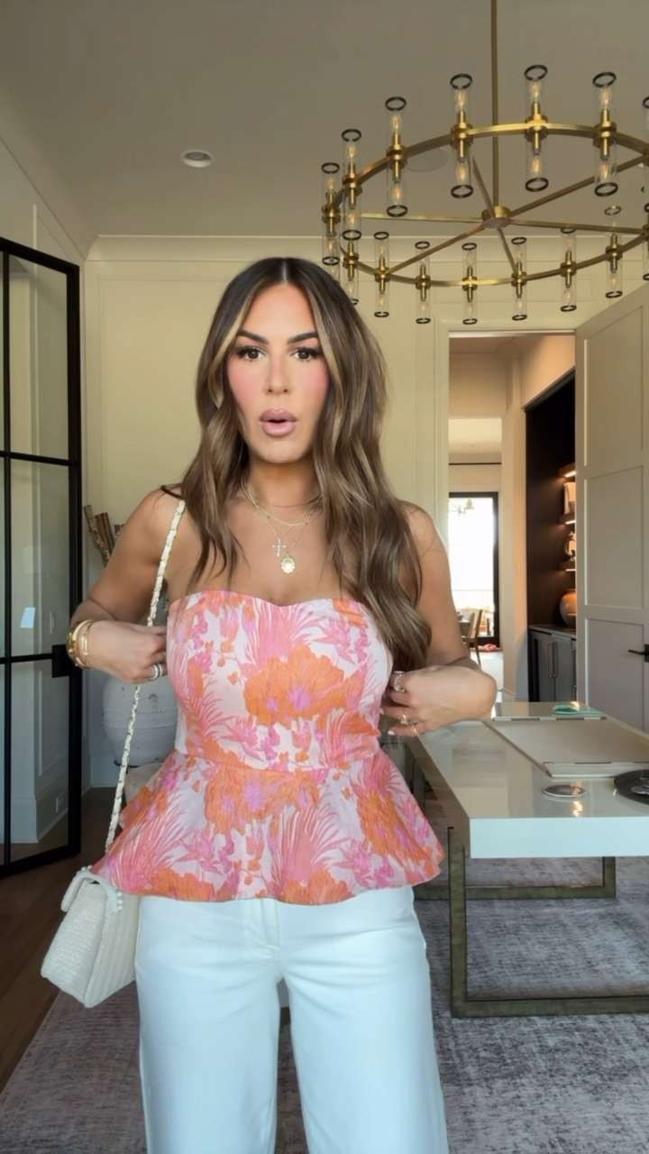 this top is perfect for spring 🧡 so luxe! 

use code hollie40 for 40% off

wearing a small top and 26 in denim 

 