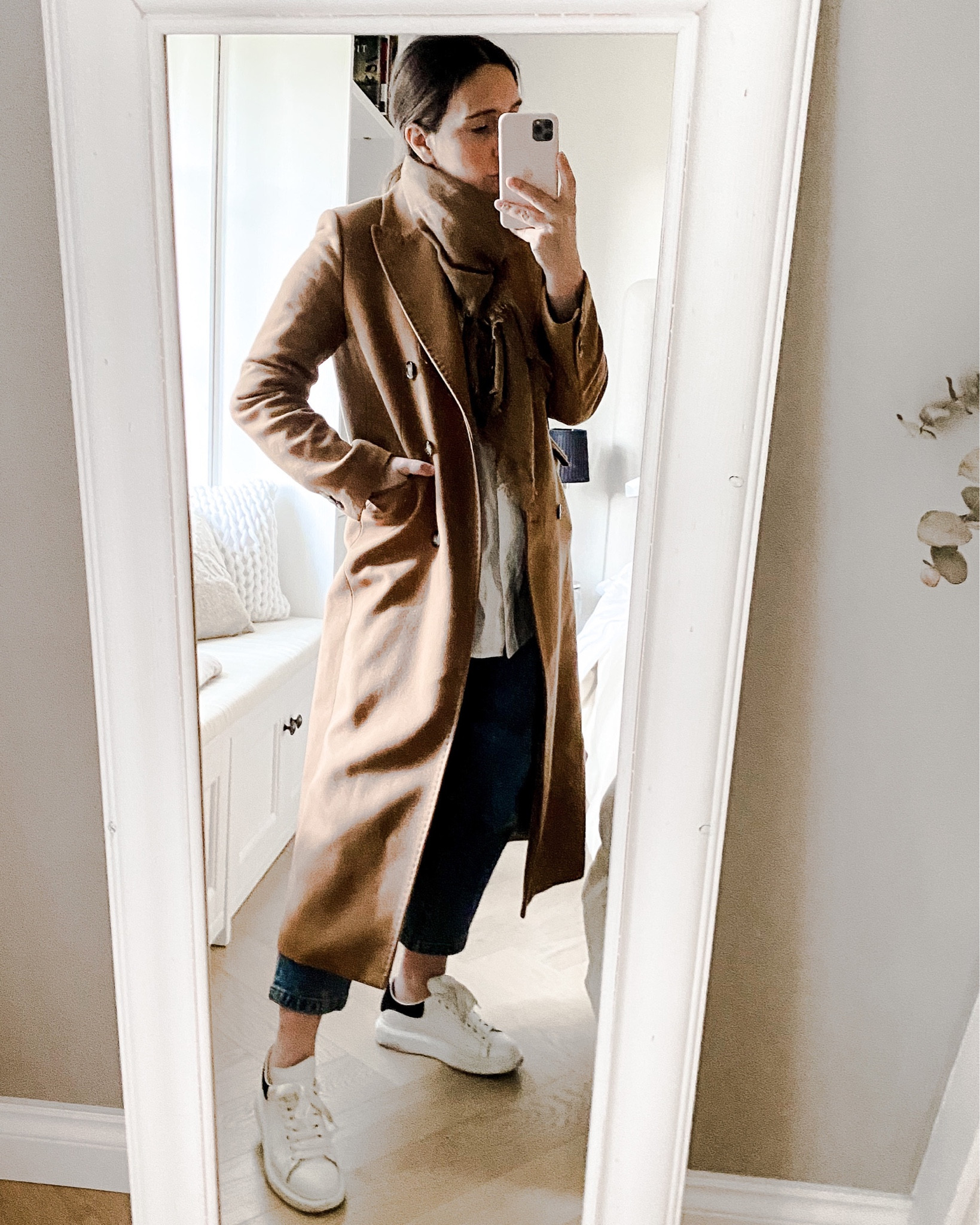 Effortless classic but sporty as well. How I love to wear a camel coat with sneakers. 

#LTKshoecrush #LTKstyletip #LTKSeasonal