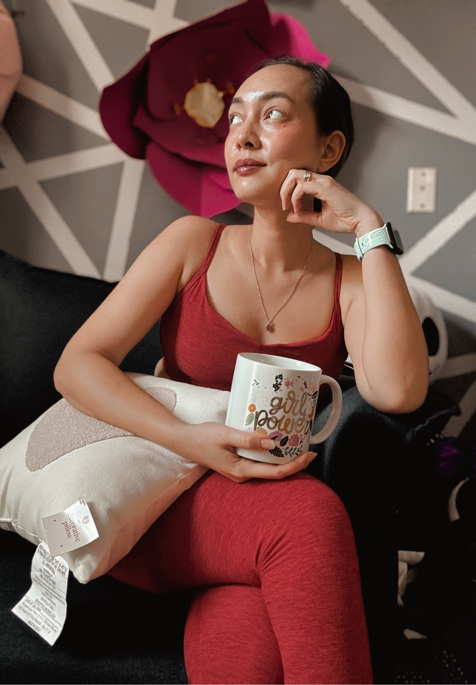 Little pop of red ❤️

#LTKFindsUnder100 #LTKFitness #LTKActive