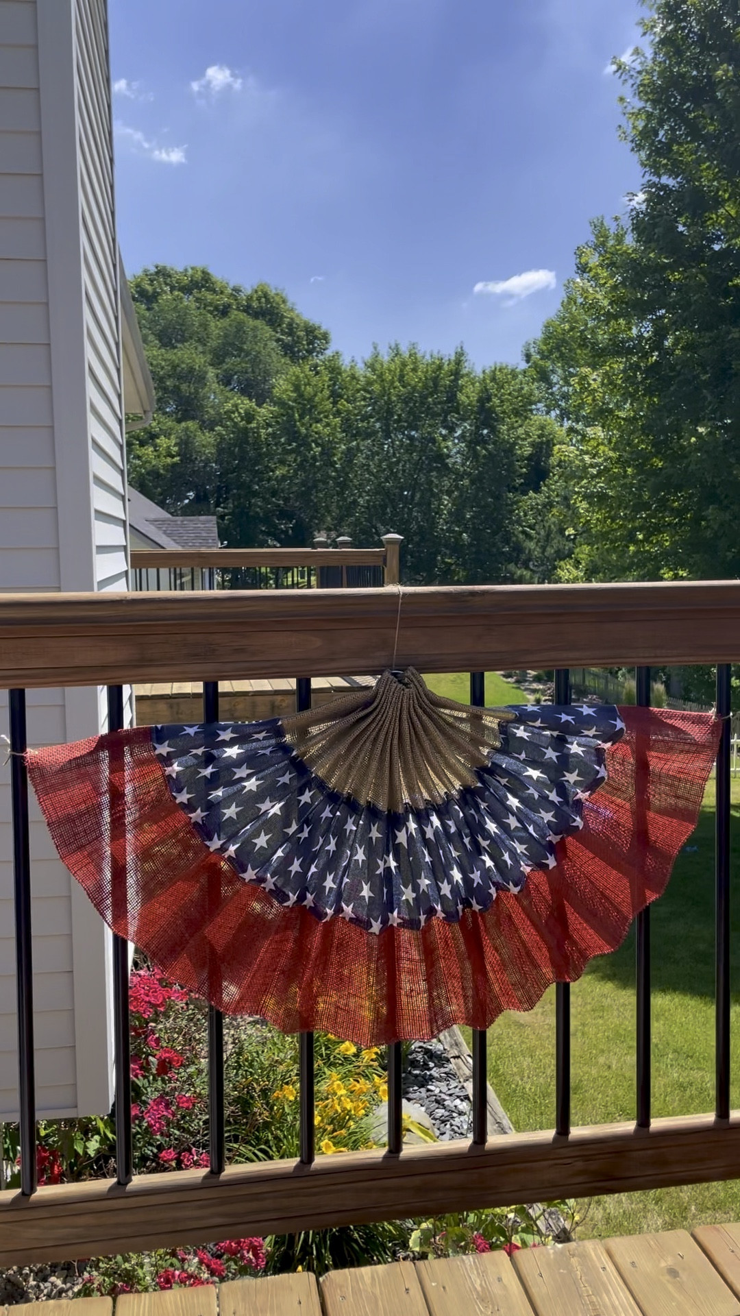 4th of July decor prep all brought to you by Michaels. They have such great red, white + blue sales going
on right now 🇺🇸

#LTKSeasonal #LTKSaleAlert #LTKHome