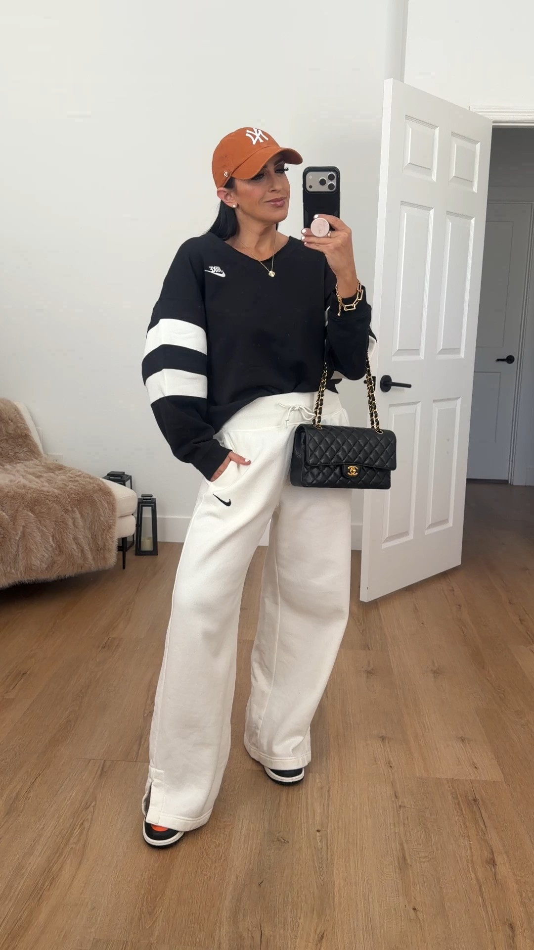 Nike sweatpants 40% off 