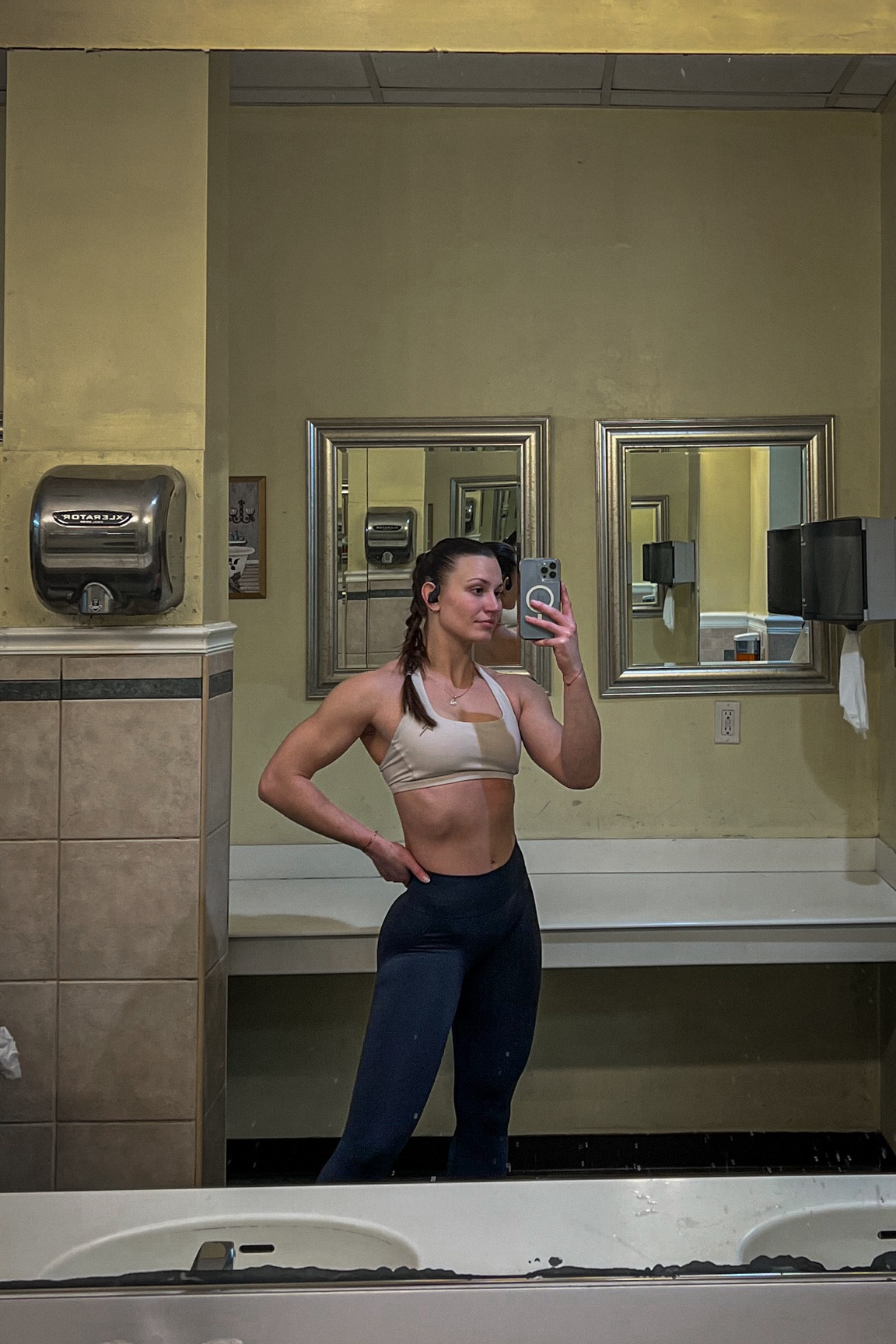 oneractive 
bra: small 
leggings: medium 

#LTKMostLoved #LTKActive #LTKFitness