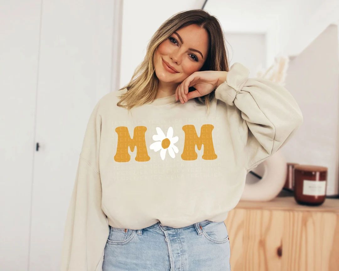Mama Sweatshirt Retro Mama Shirt Boho Daisy Mama Crewneck Pullover Mothers Day Gift for Mom New M... | Etsy (US)