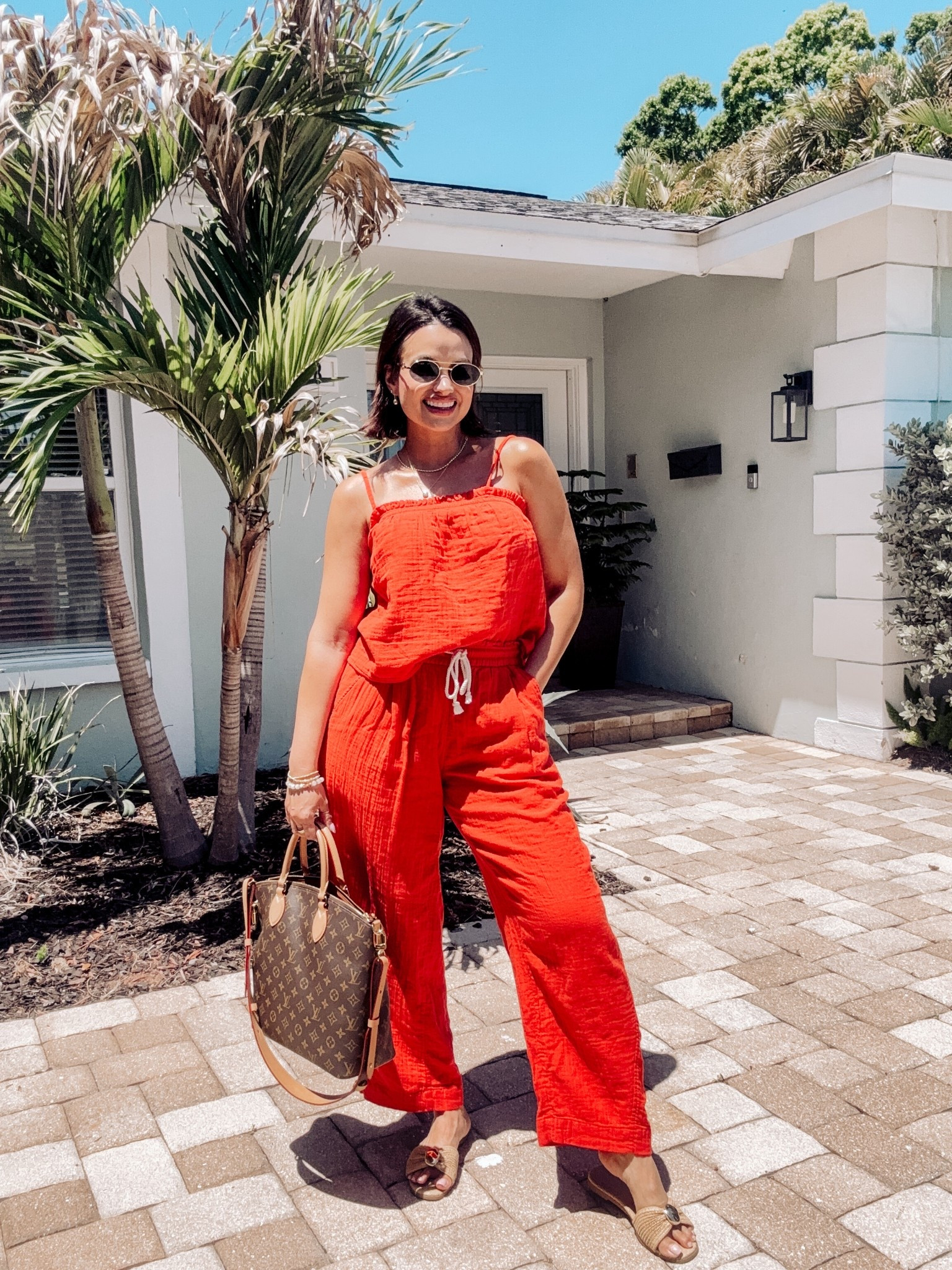 This crinkle gauze set from Old Navy is so comfortable! Super light and perfect for spring and summer and currently 50% off

There are other styles in this material so you can mix and match pieces. I’ll link the button down and skort as well!

I love the fun pop of color from the orange, but this set also comes in so many other colors! 

#LTKSaleAlert #LTKgrwm #LTKootd