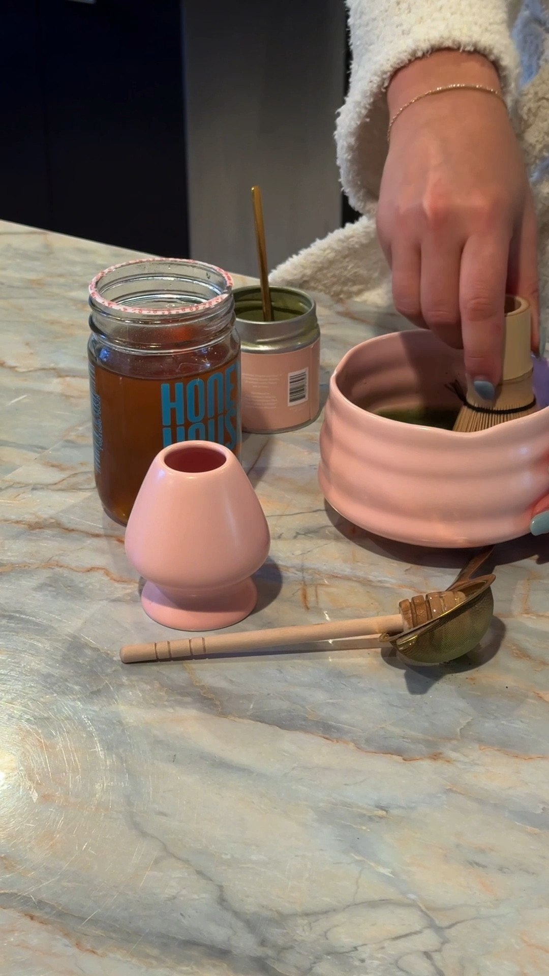 A semi aesthetic morning, making Matcha the proper way for the first time and a simple yummy breakfast. I’ve been doing the five minute journal for over a year now and I love it! Honestly, a really great gift for the holidays.

#LTKGiftGuide #LTKmorningroutine #LTKHoliday