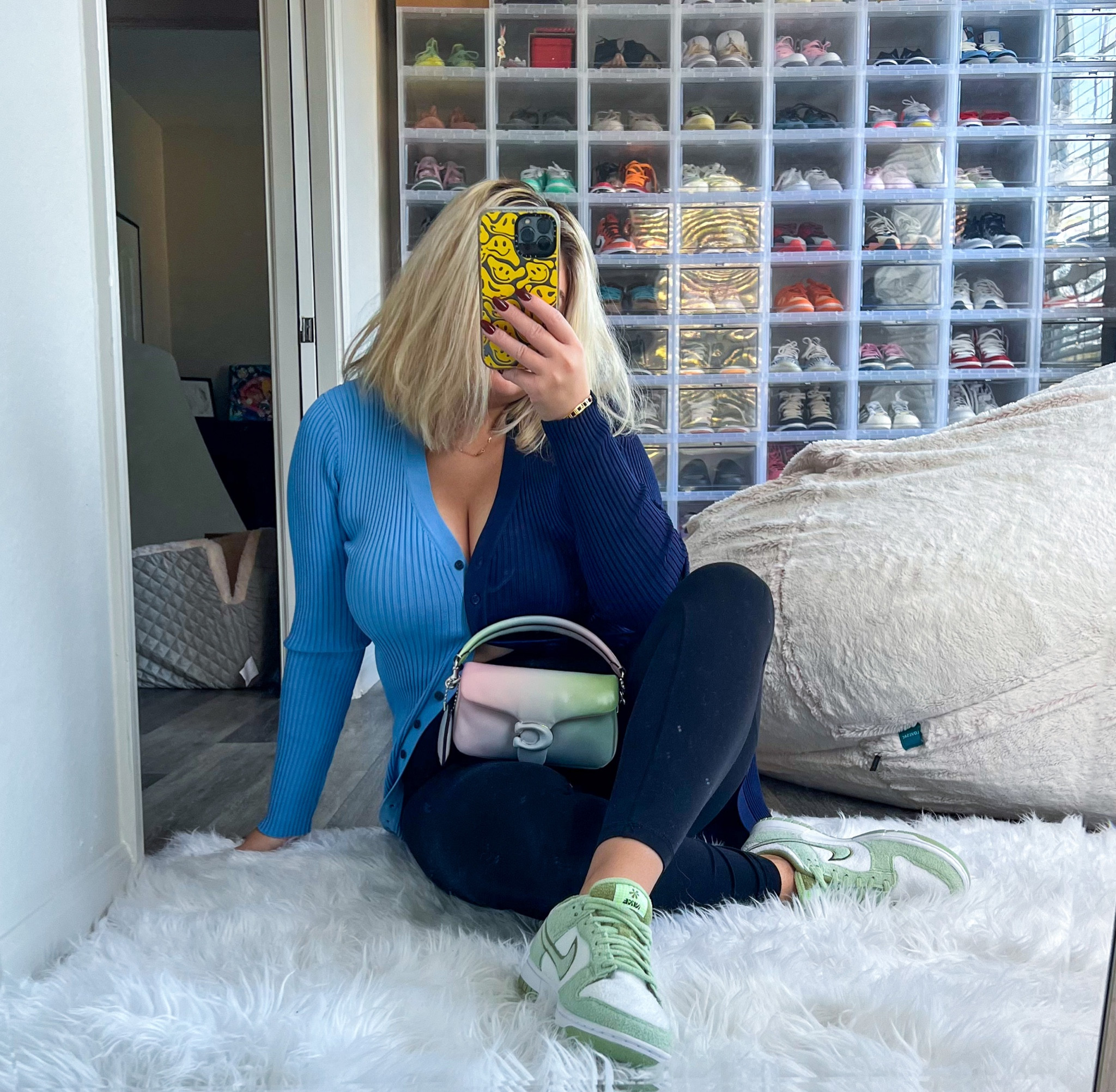 they are extremely fuzzy and I love them



#snkrskickcheck #dunklow #nikefleece #honeydewdunks #streetwearcathedral #streetwear #snobshots #hsdailyfeature #hypebaekicks #kicksonfire #kickstagram #kicks0l0gy #nicekicks #whatsurgirlwearing #hiddenny #sneakerfiles #sneakercommunity #sneakercollector #complexsneakers #wyw #wdywt #sneakerfreakermag #highsnobiety #kotd #complexkicks #sneakcorner #sneakersaddict #sneakcorner #sstreetbattle #nikedunklow #novababe

#LTKshoecrush #LTKSeasonal #LTKGiftGuide