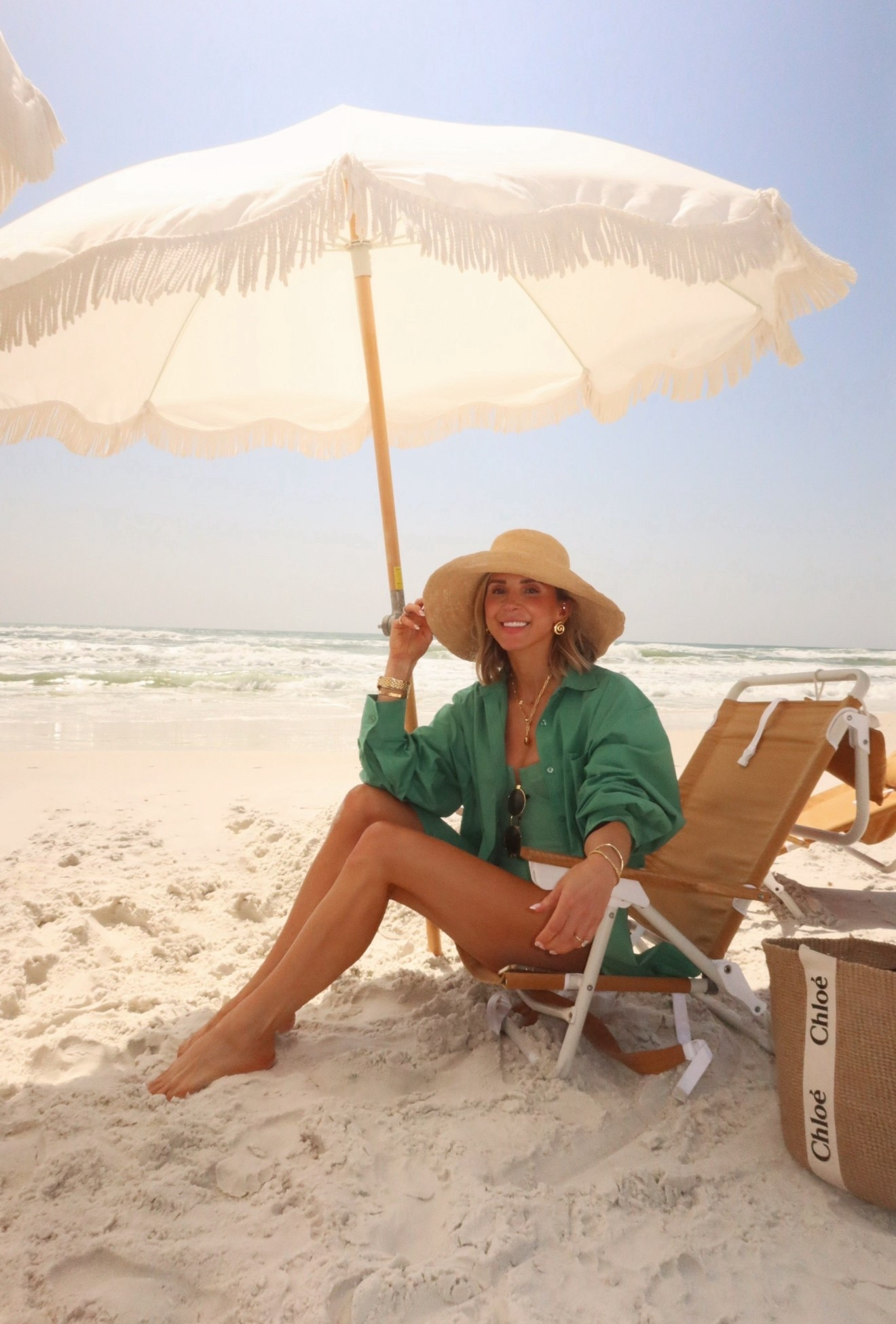 Beach vacation outfit 