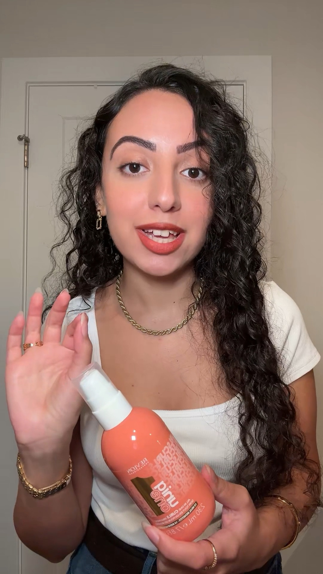 Try @Revlon Professional 's UniqOne Curl
Treatment with me 🧡
.
I love that it provides essential care for curls with definition, softness, and a natural bounce 🧡
.
🔖 Follow @its.sandyibrahim for more

#LTKBeauty #LTKStyleTip #LTKVideo