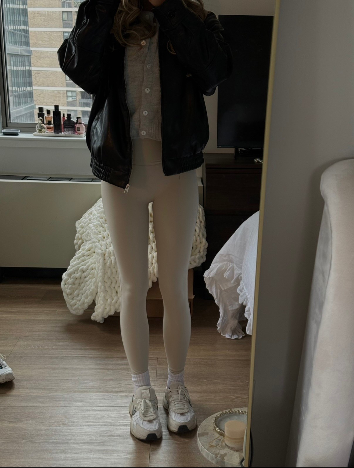 Pants size small top small 

#LTKActive #LTKStyleTip #LTKFindsUnder50