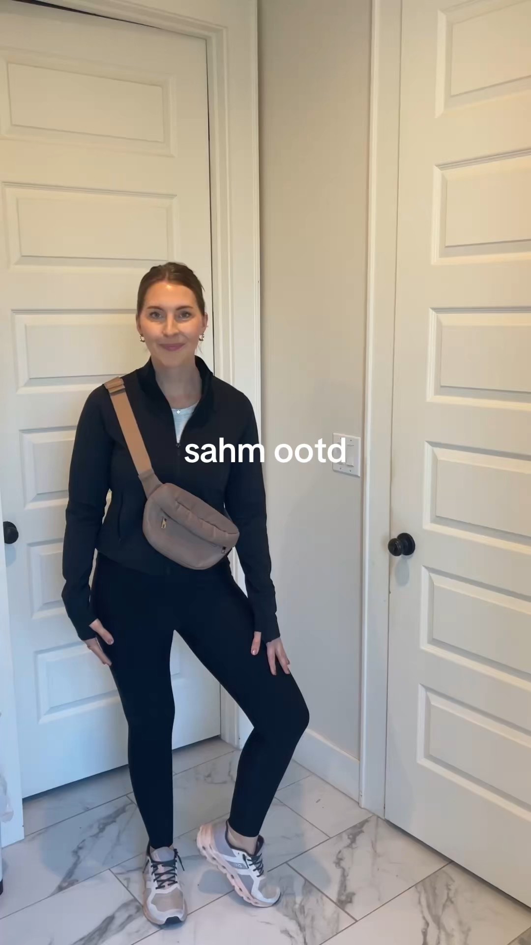 Cute comfy mom ootd

#LTKGiftGuide #LTKHoliday #LTKHalloween