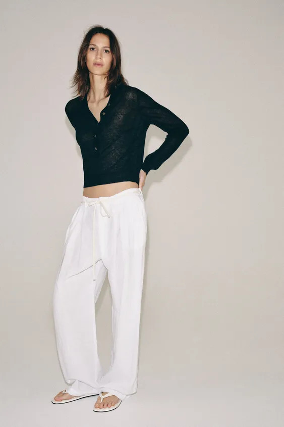 Round neck long sleeve jumper. Front buttons. | Zara US