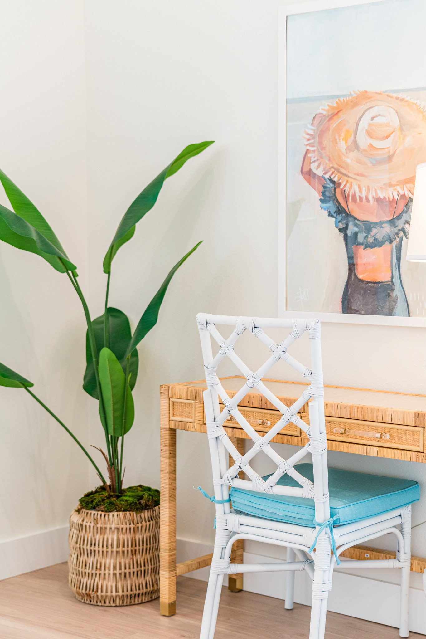 This serene writing corner is the perfect blend of function and coastal charm! Part of our latest project, it’s ideal for quiet moments and creative thoughts. 🖋️ Shop exact and similar items to bring this breezy vibe into your home. #CoastalLiving
#CoastalCorner #WritingNook #SereneSpaces #CoastalDecor #InteriorDesign #BeachVibes #HomeInspo #CreativeSpaces #HomeGoals 



#LTKHome