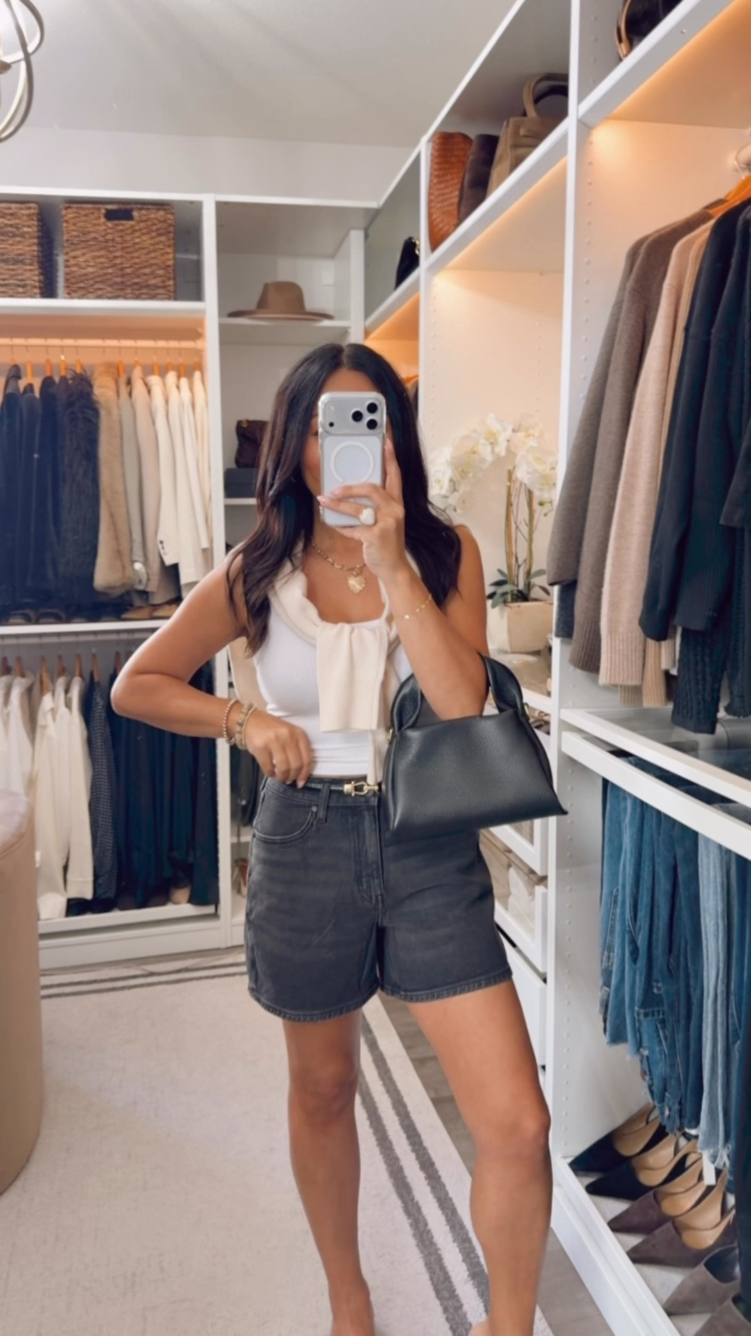 Shorts are amazing for $40👏🏽 size up..
I’m wearing a 27, in normally a 26

#LTKootd #LTKOver40 #LTKSeasonal