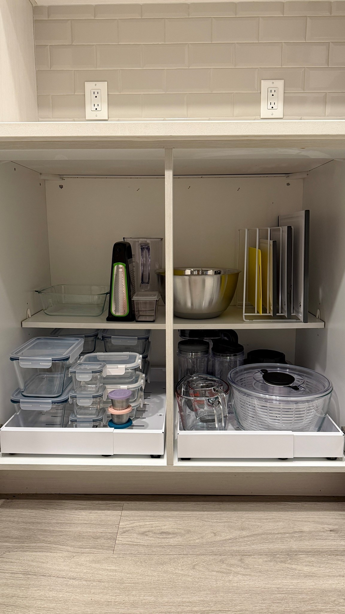 Cabinet organization 

#organization #homeorganization

#LTKHome