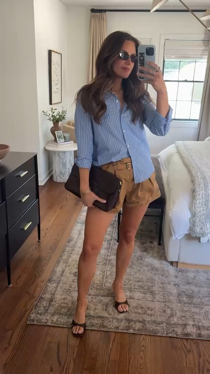 OOTN. Top runs smaller. In a 34 but would prob prefer more room in a 36. Shorts stretch a good amount! 

Code: LAURENROSCOPF for your first free bag borrow on Vivrelle.

#LTKootd #LTKdayinmylife