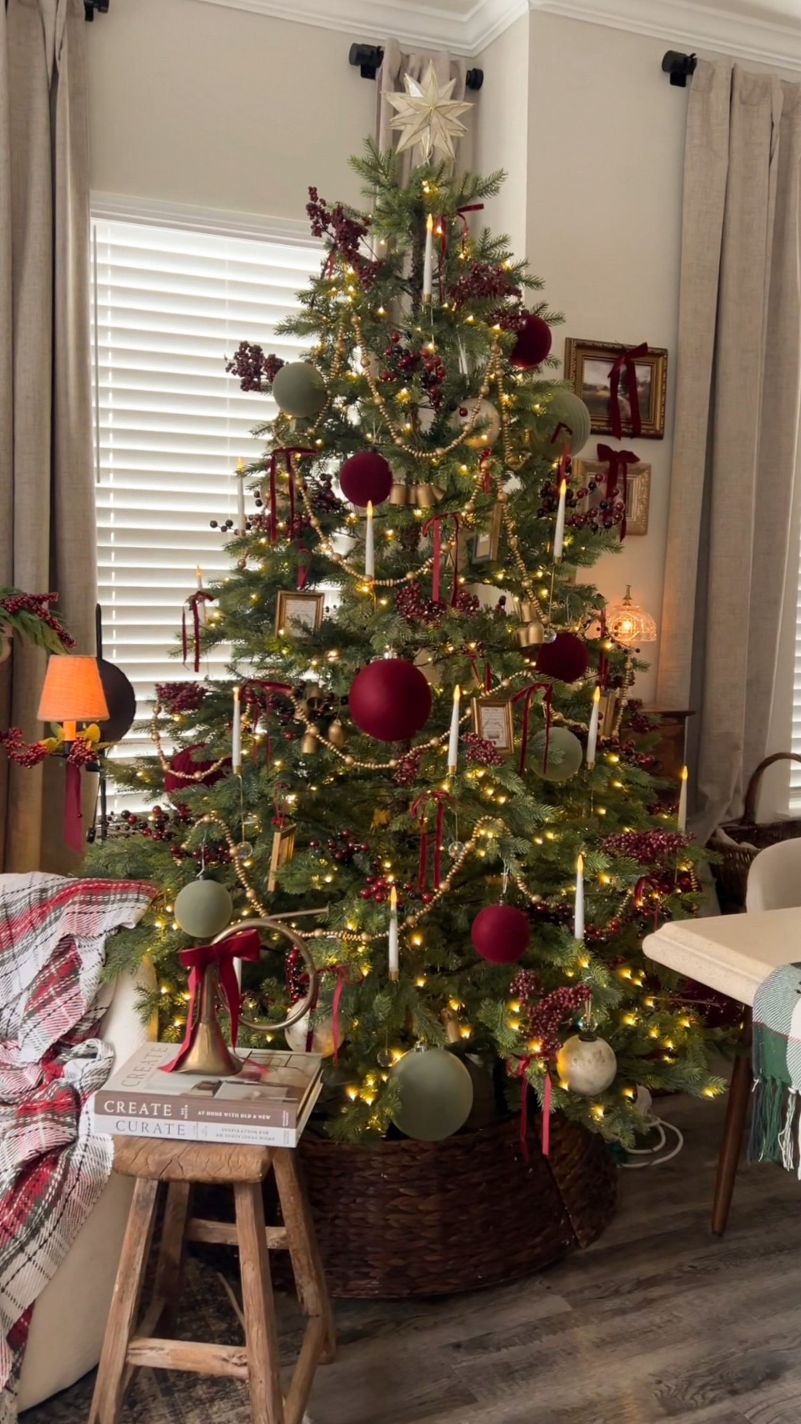 Best tree I ever had ✨

#LTKU #LTKSeasonal #LTKHome