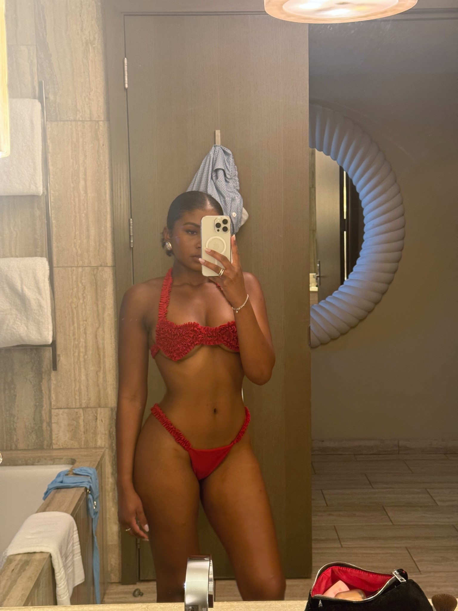 perhaps the cutest bikini I’ve ever worn❣️

#LTKTravel #LTKFestival #LTKSwim