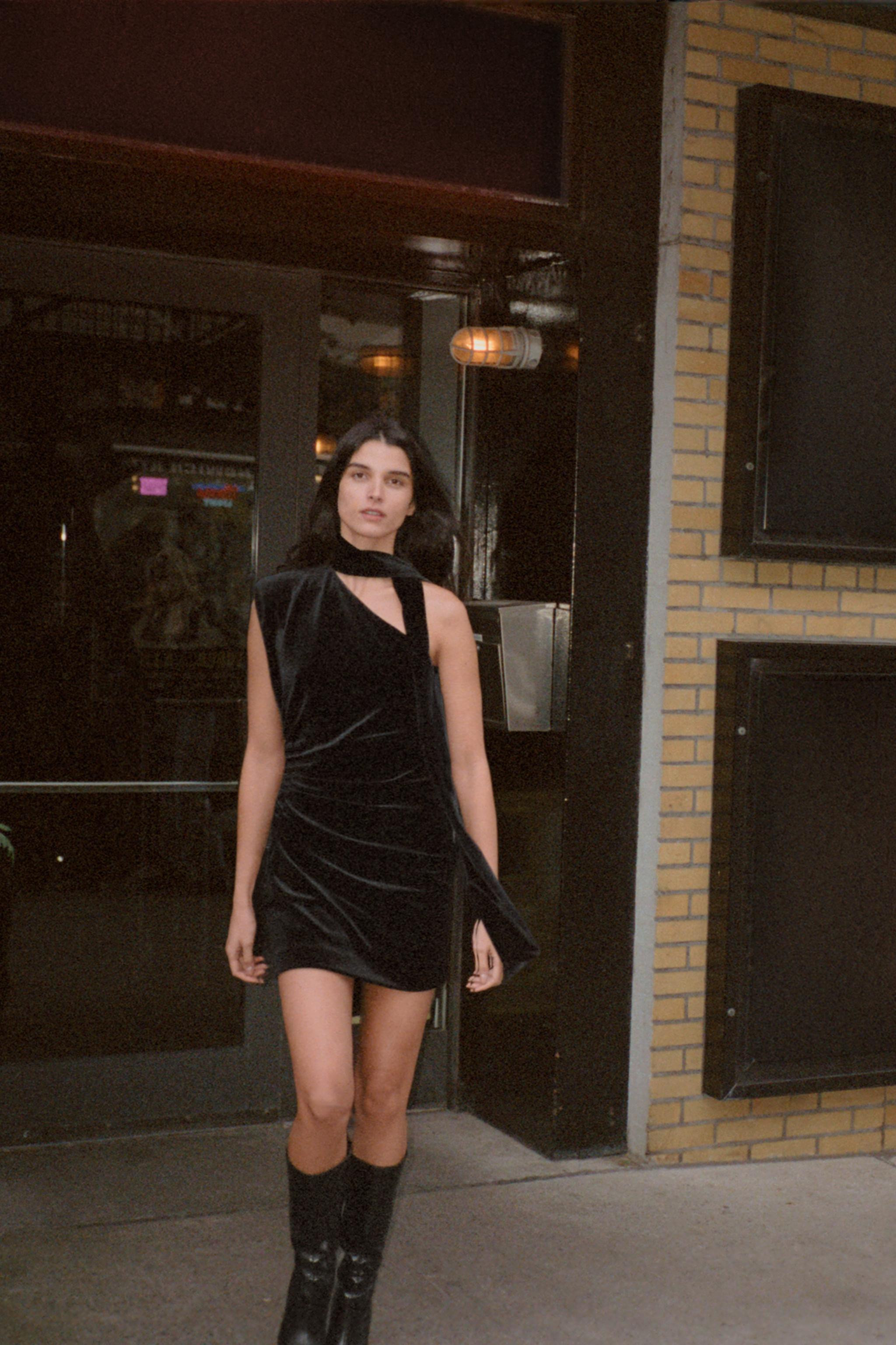 SHORT VELVET FOULARD DRESS | Zara UK