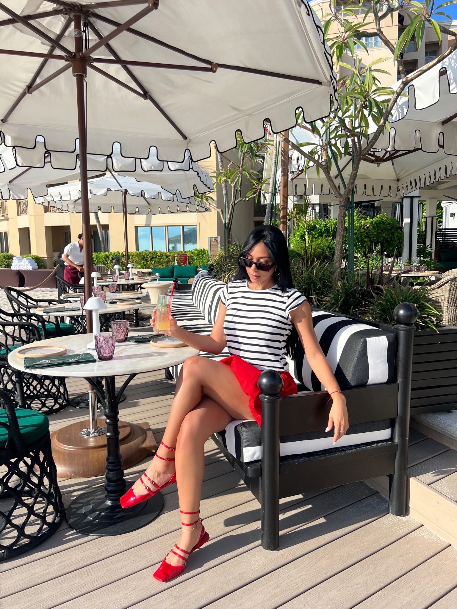 Bringing Parisian vibes to brunch in this classic striped tee and bold red mini skirt combo! ❤️🖤
Paired with matching red flats for a playful yet chic daytime look. Perfect for patio days, vacation fits, or a flirty lunch date.
Shop this full outfit through my LTK links – easy to style and totally timeless! 🛍️
Balloon mini skirt, Summer outfits, Red mini skirt. 
#LTKStyle #BrunchLook #ParisianChic #RedDetails #LTKOutfit #StyleInspo #OutfitOfTheDay
🔗 Tap to shop & elevate your casual glam!
********************
Llevando el estilo parisino al brunch con esta combinación clásica de camiseta de rayas y mini falda roja! ❤️🖤
Lo combiné con flats rojos a juego para un look chic y divertido de día. Ideal para días soleados en la terraza, vacaciones o una cita casual.
Compra este outfit completo en mis enlaces de LTK – fácil de combinar y siempre de moda. 🛍️
#EstiloLTK #LookDeBrunch #ChicParisino #DetallesRojos #OutfitDelDía #InspiraciónDeEstilo
🔗 ¡Haz clic para comprar y elevar tu estilo casual!

#LTKStyleTip #LTKFindsUnder100 

#LTKBeauty